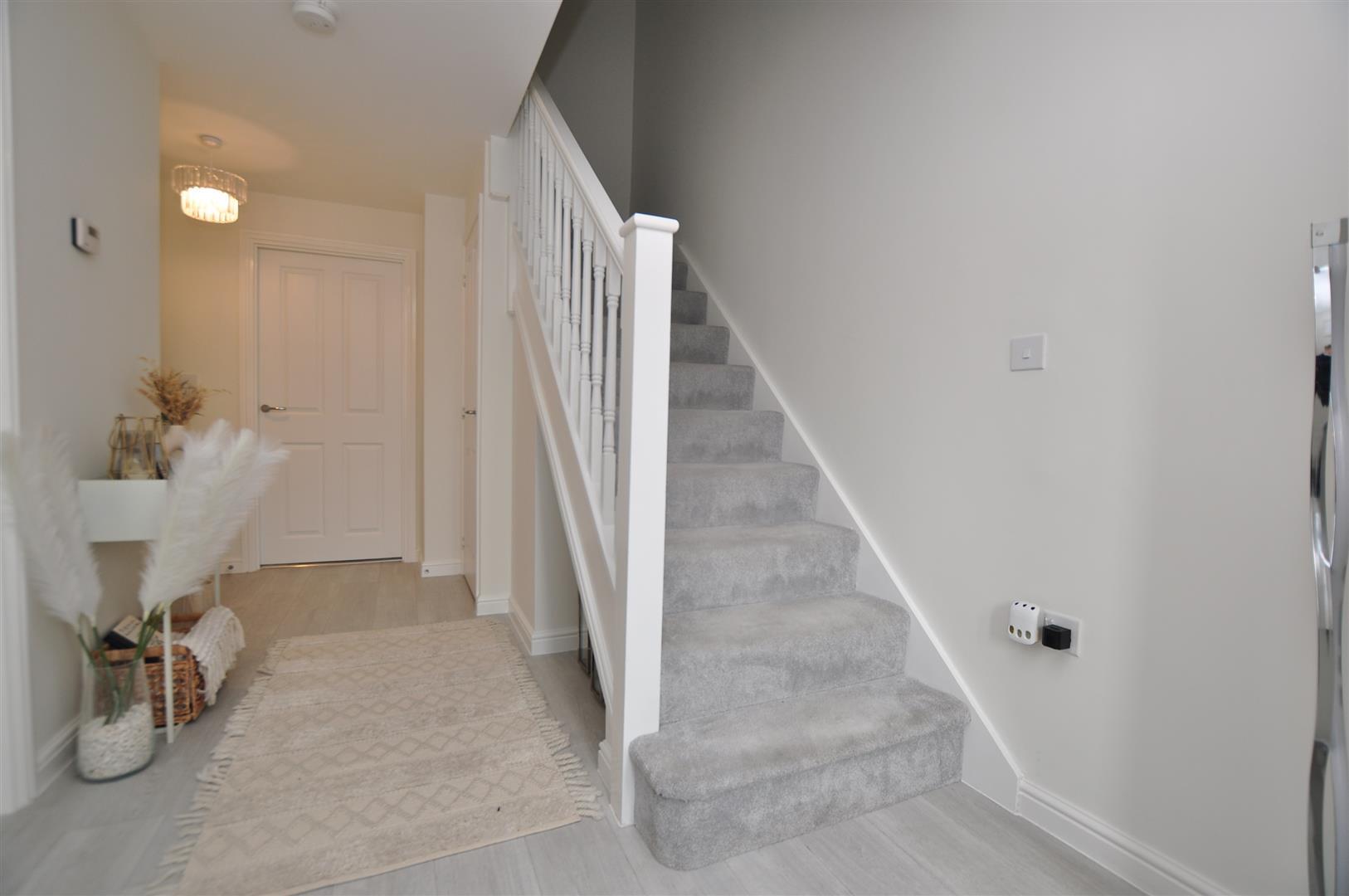 3 bed semi-detached house for sale in Vickers Close, Halesowen  - Property Image 2