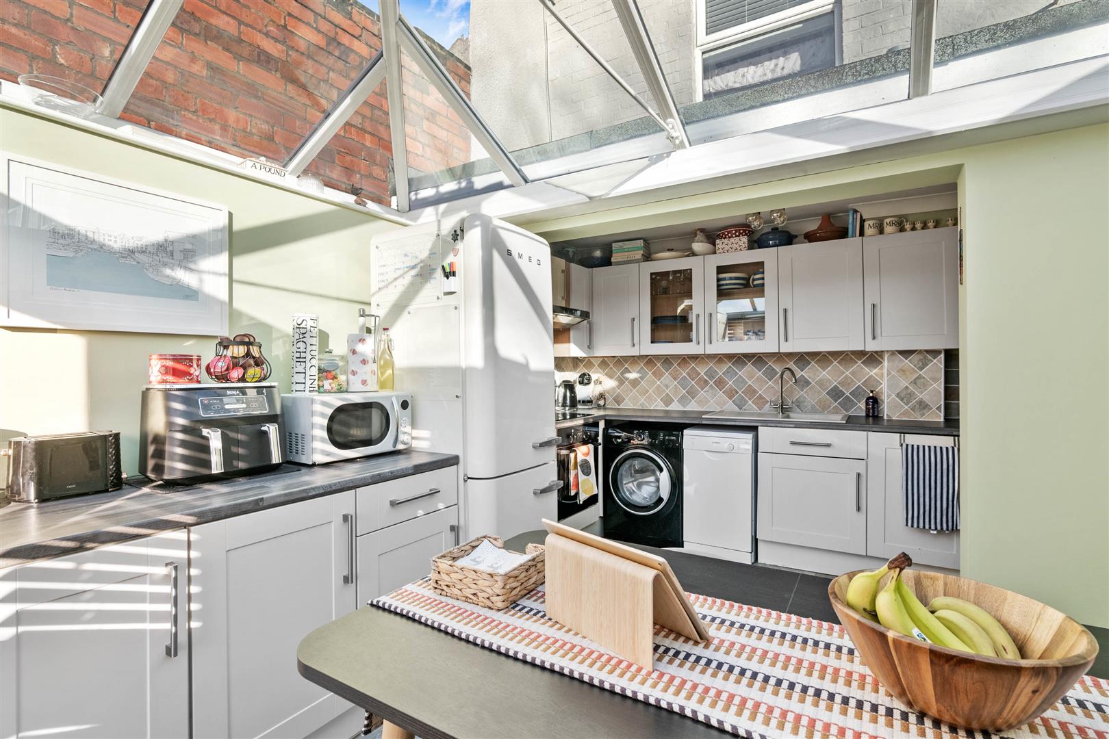 3 bed terraced house for sale in Yardley Street, Stourbridge  - Property Image 5