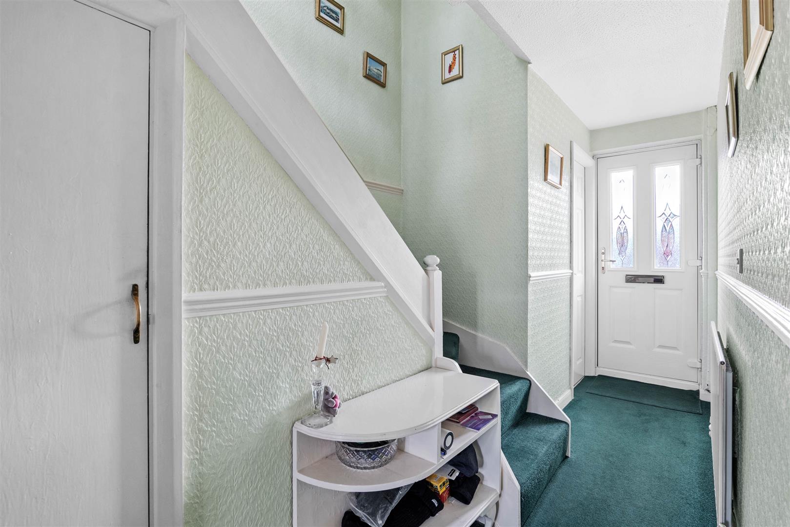3 bed semi-detached house for sale in Warner Drive, Brierley Hill  - Property Image 5