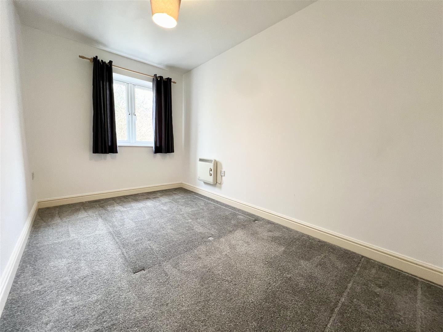 2 bed flat for sale in Belper Row, Dudley  - Property Image 7
