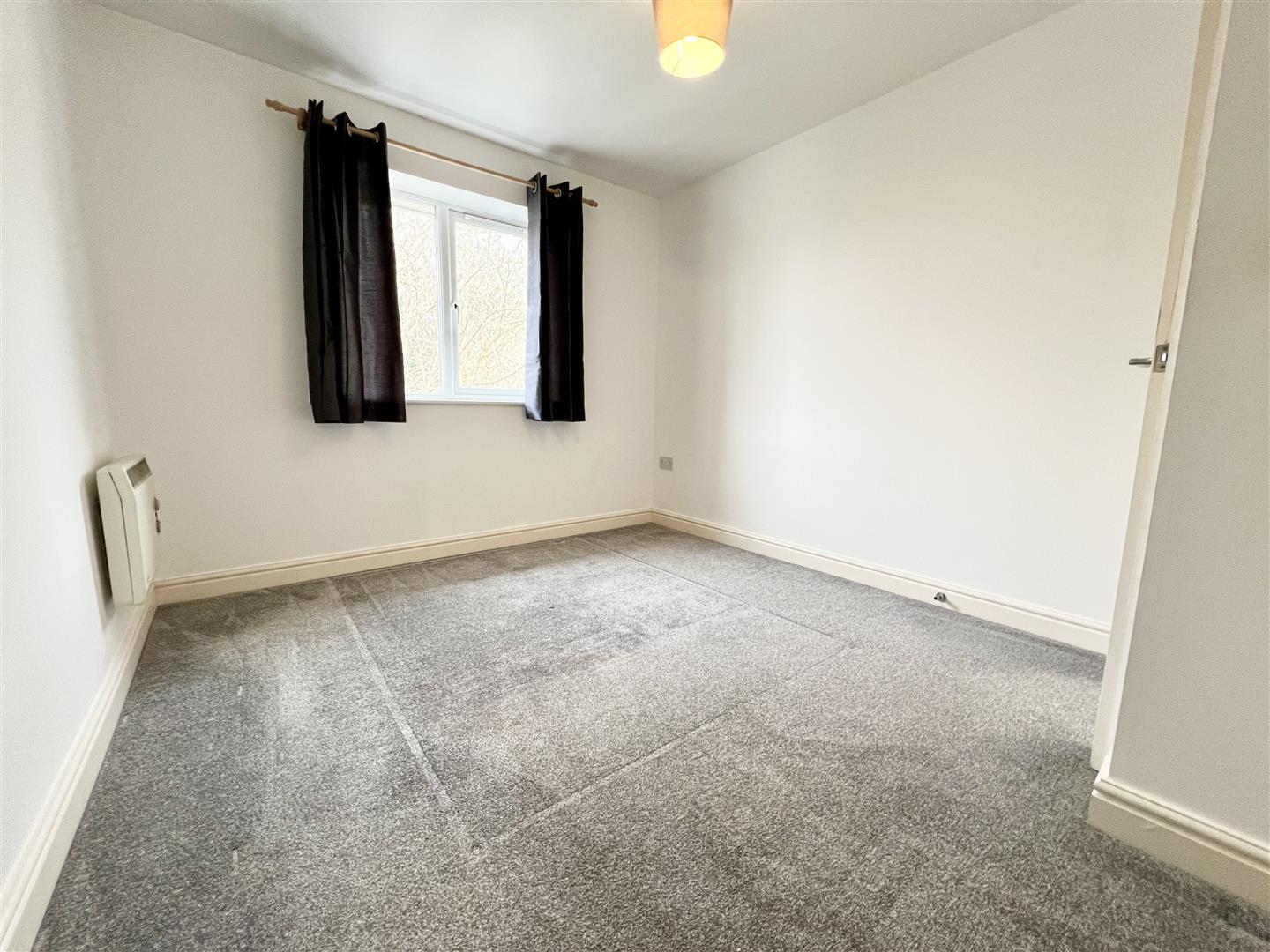 2 bed flat for sale in Belper Row, Dudley  - Property Image 6