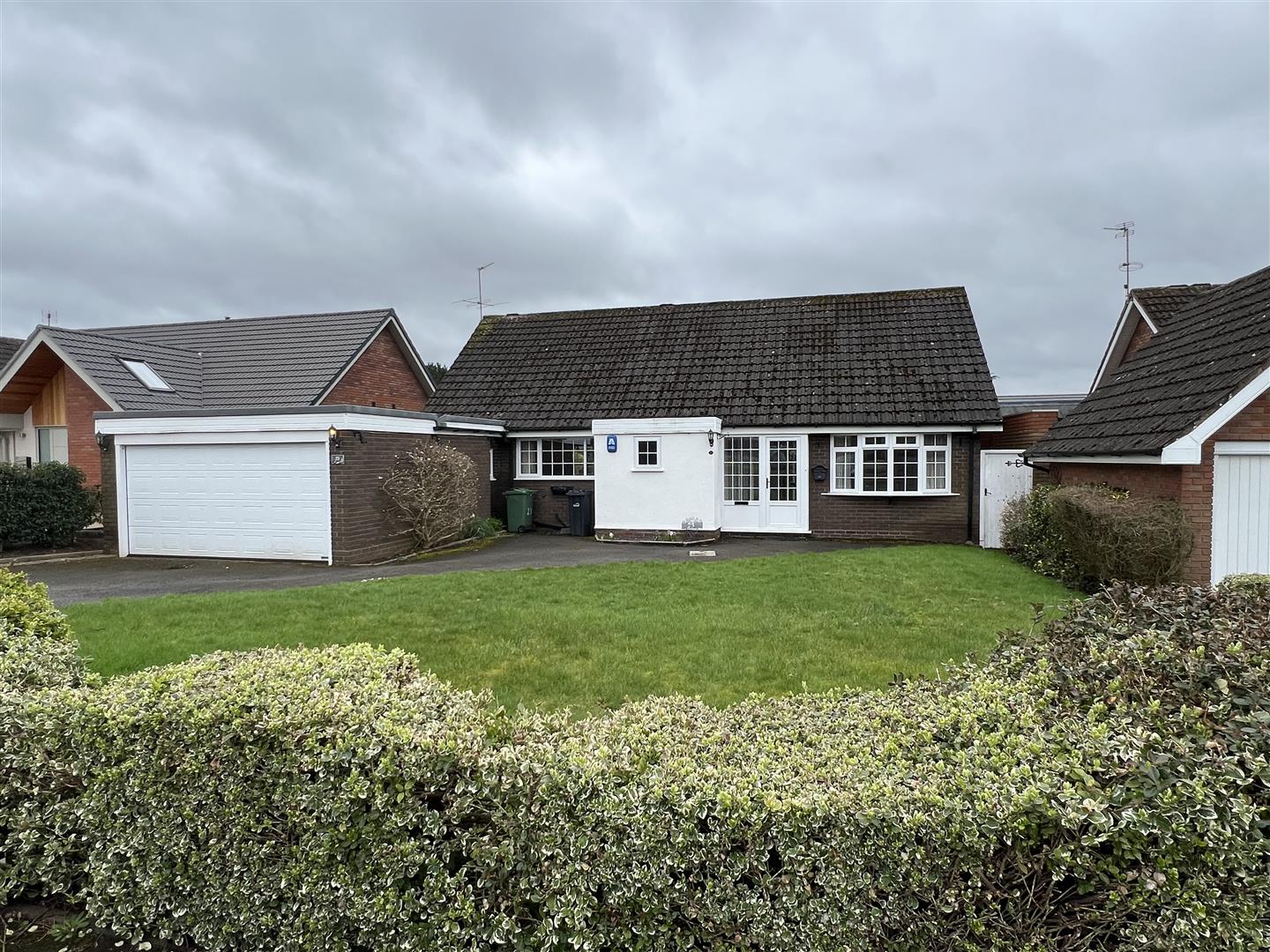 2 bed detached bungalow for sale in Tye Gardens, Stourbridge  - Property Image 12
