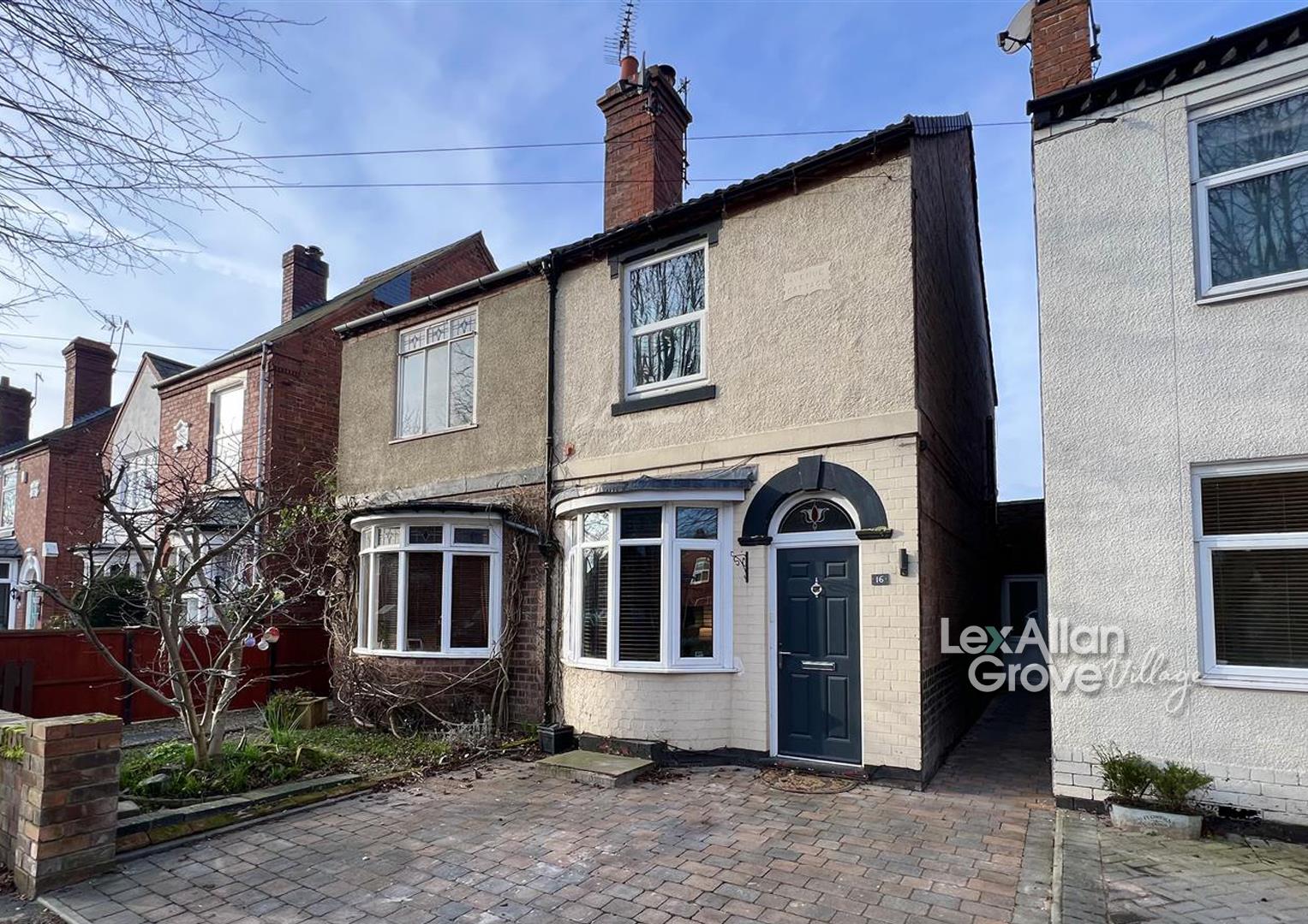 3 bed house for sale in Neville Avenue, Kidderminster - Property Image 1