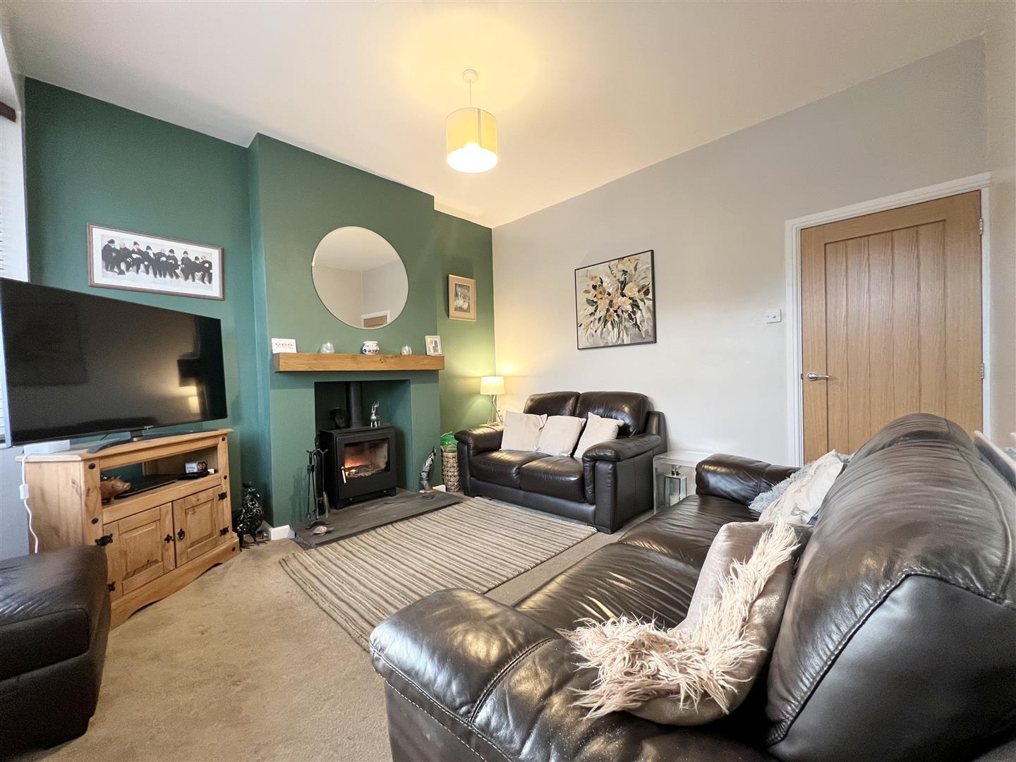 3 bed house for sale in Neville Avenue, Kidderminster  - Property Image 3