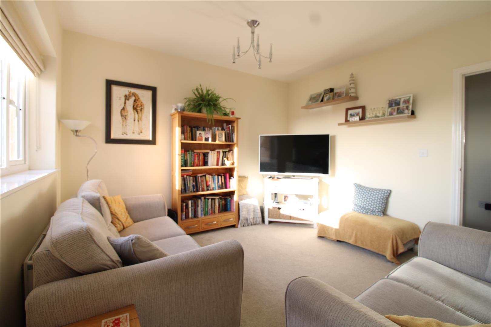 2 bed apartment for sale in Field Sidings Way, Kingswinford  - Property Image 3