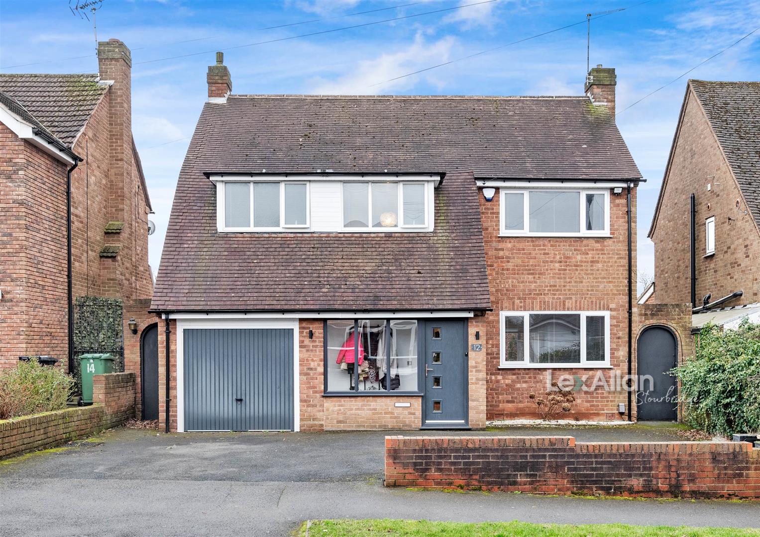 3 bed detached house for sale in Swindell Road, Stourbridge  - Property Image 1
