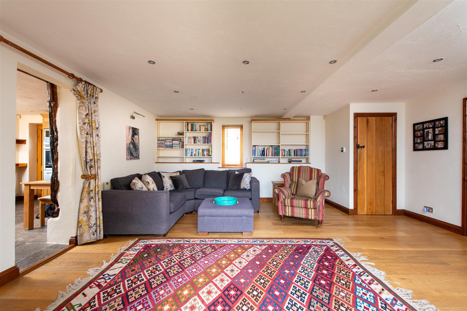 2 bed barn conversion for sale in Bluntington, Kidderminster  - Property Image 8