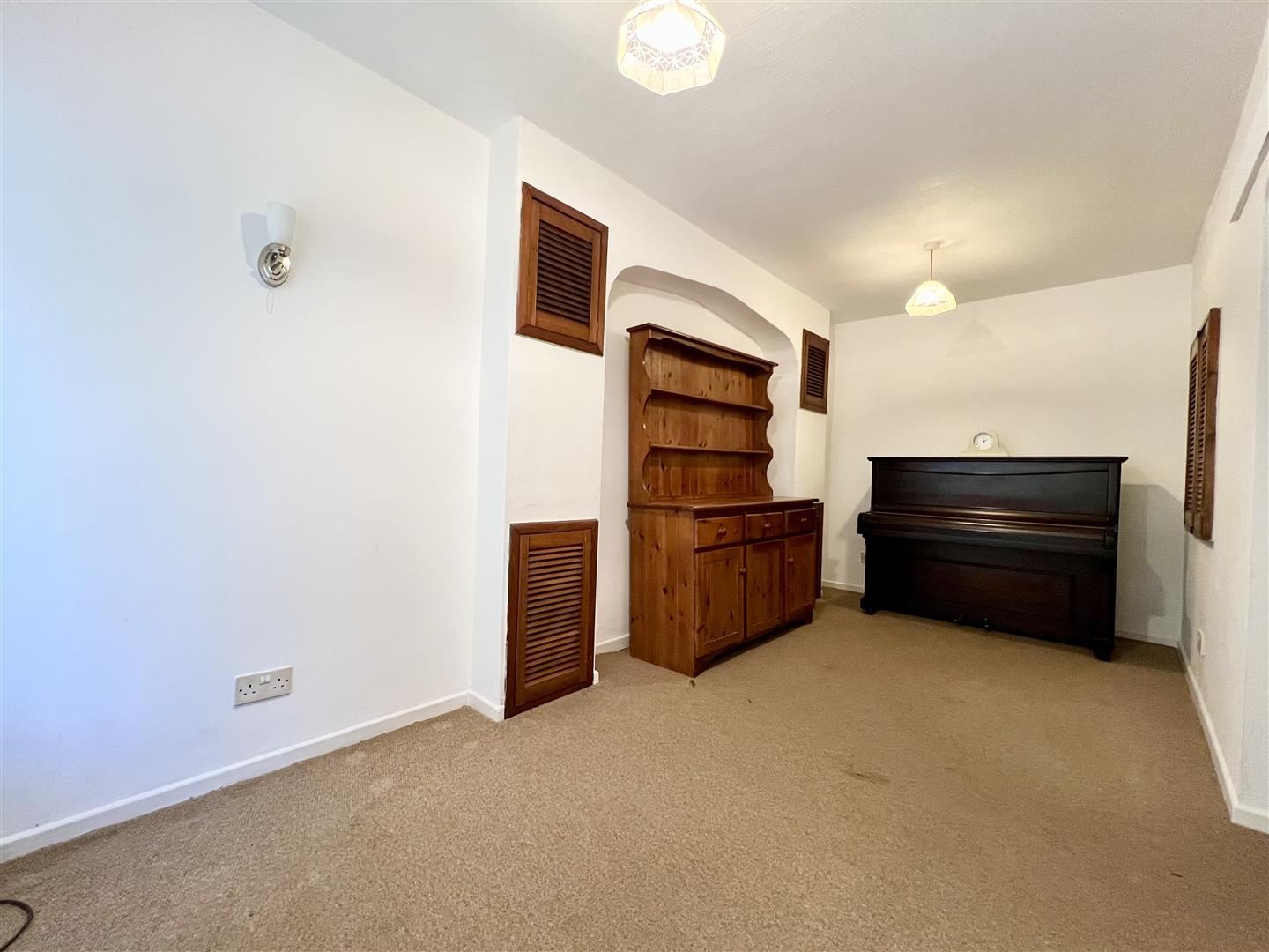 3 bed town house for sale in Hagley Road, Halesowen  - Property Image 5
