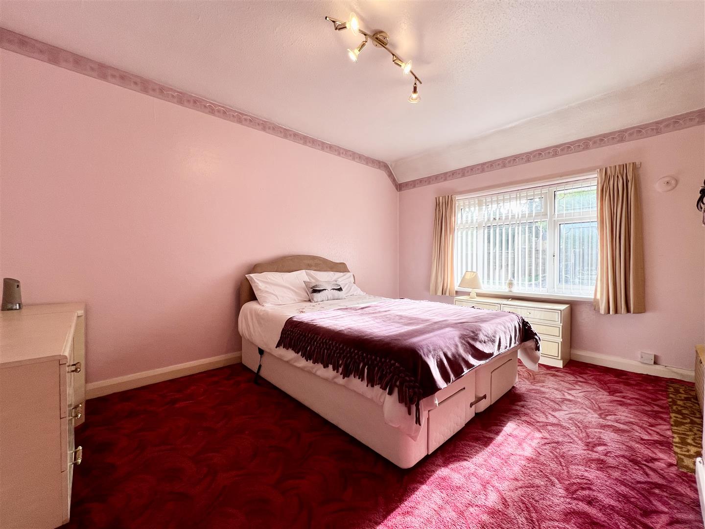 3 bed end of terrace house for sale in Harcourt Road, Cradley Heath  - Property Image 11