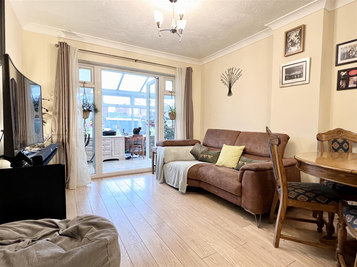 3 bed semi-detached house for sale in Graham Road, Halesowen  - Property Image 7