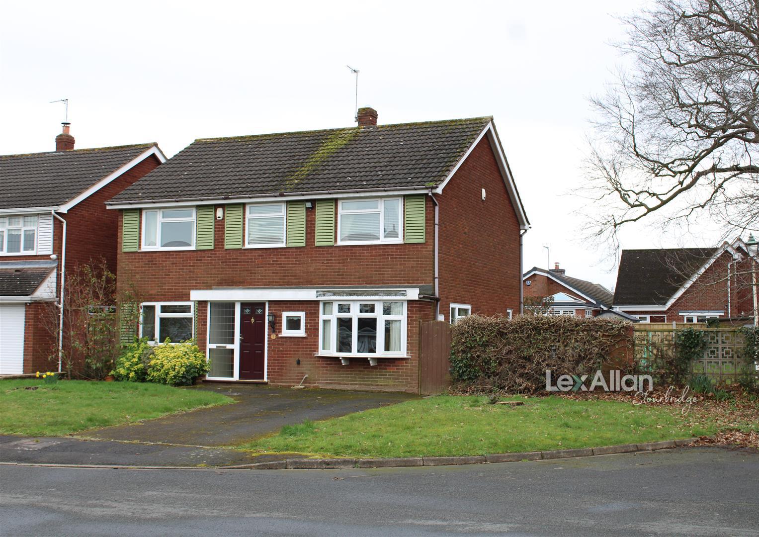 4 bed detached house for sale in Medina Way, Stourbridge - Property Image 1