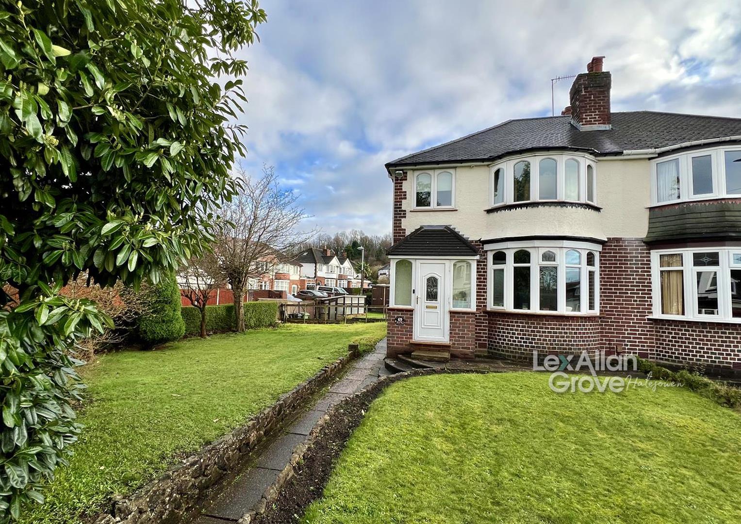 3 bed semi-detached house for sale in Lyde Green, Halesowen - Property Image 1