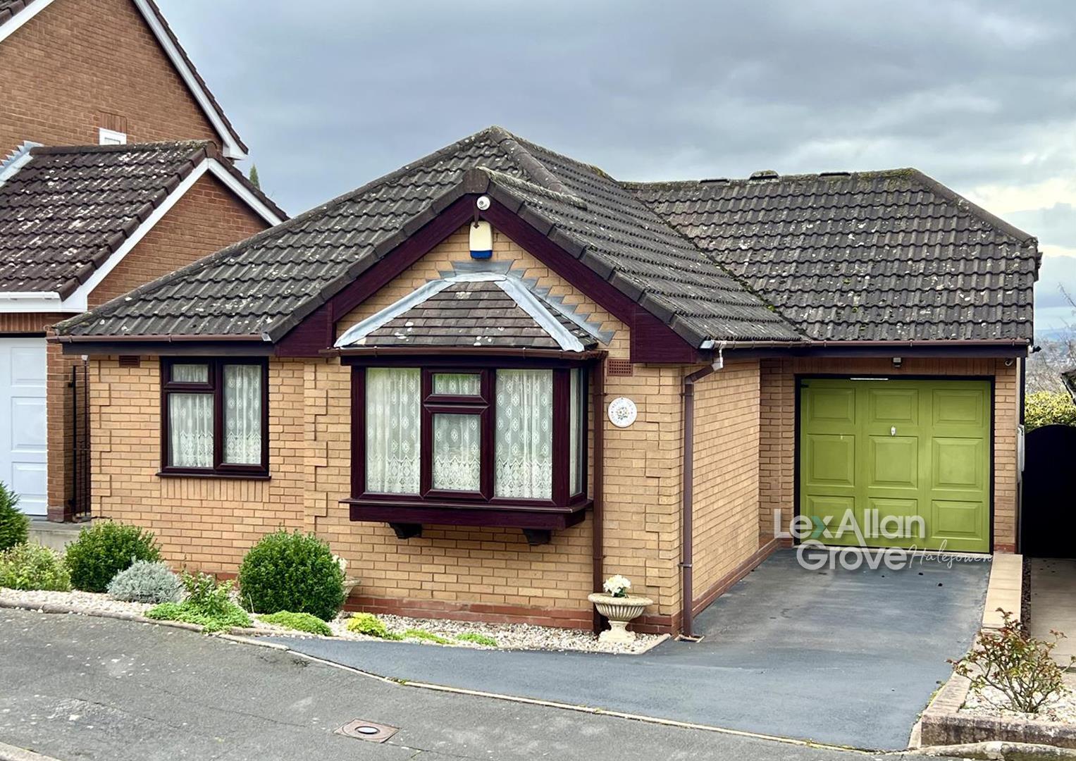 2 bed detached bungalow for sale in Brades Close, Halesowen  - Property Image 1