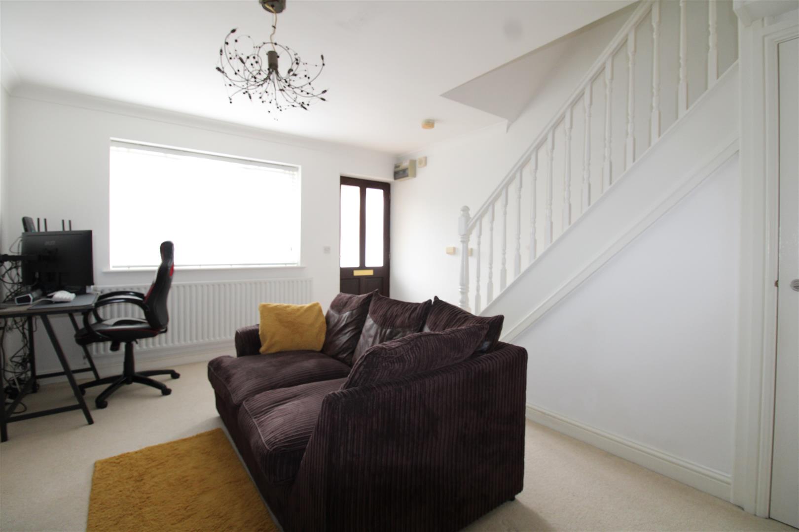 2 bed end of terrace house for sale in Overman Close, Stourbridge  - Property Image 3