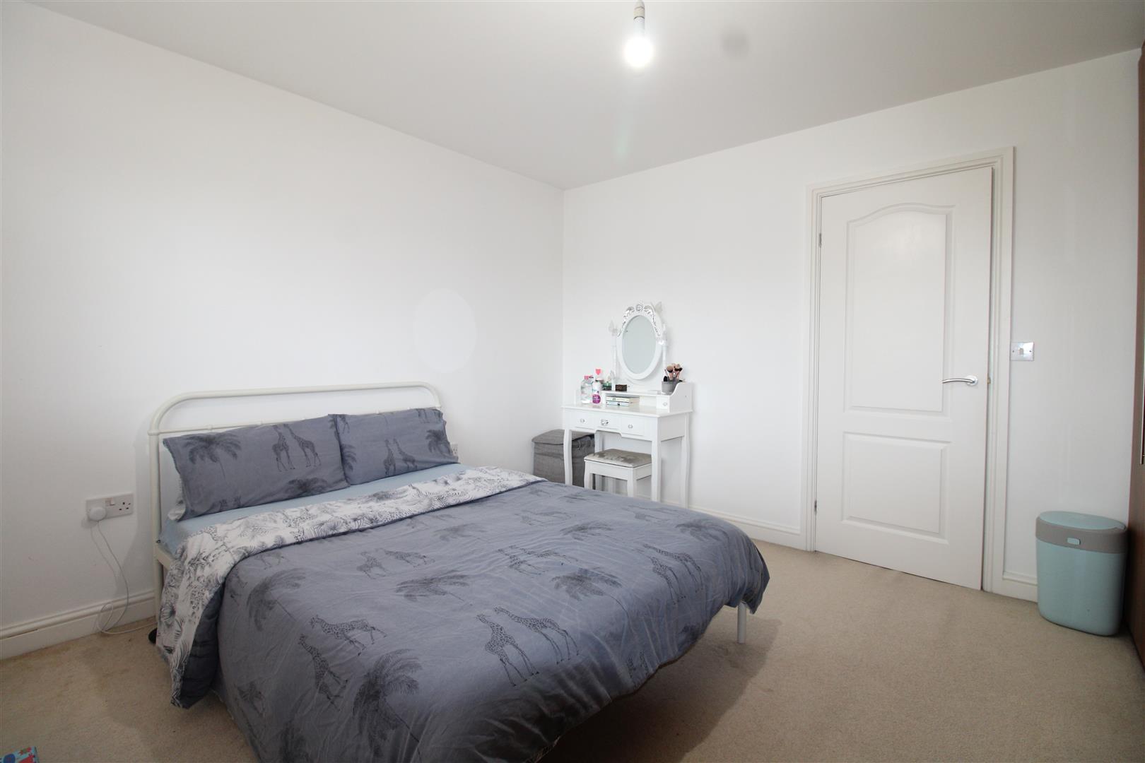 2 bed end of terrace house for sale in Overman Close, Stourbridge  - Property Image 7