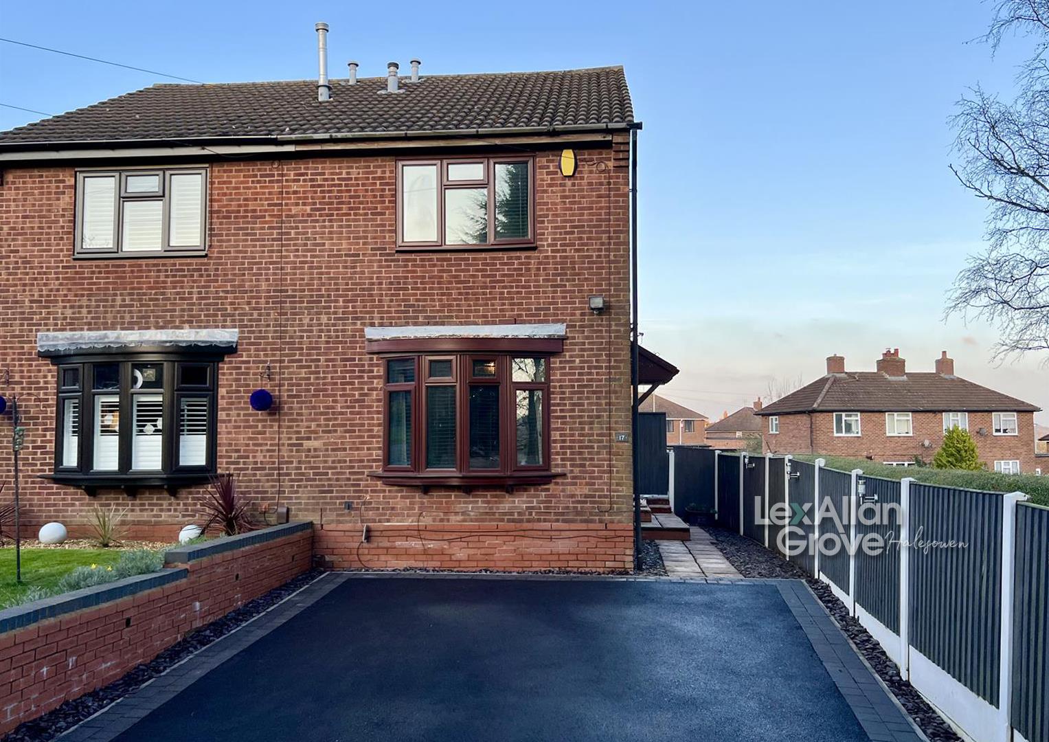 2 bed semi-detached house for sale in Willetts Drive, Halesowen - Property Image 1