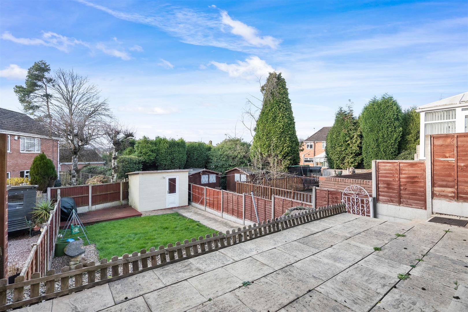 3 bed semi-detached house for sale in Mount Close, Dudley  - Property Image 14