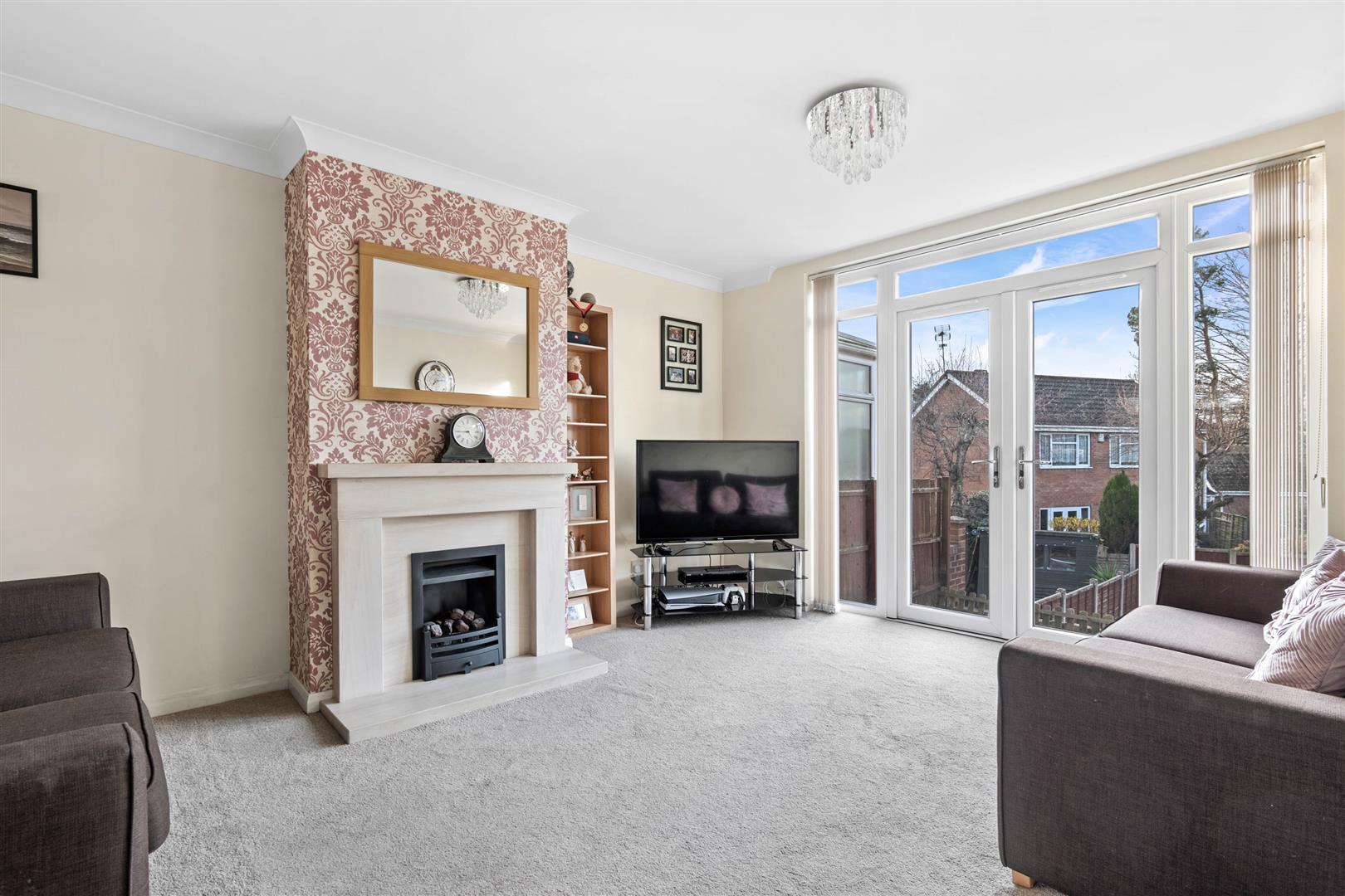 3 bed semi-detached house for sale in Mount Close, Dudley  - Property Image 2
