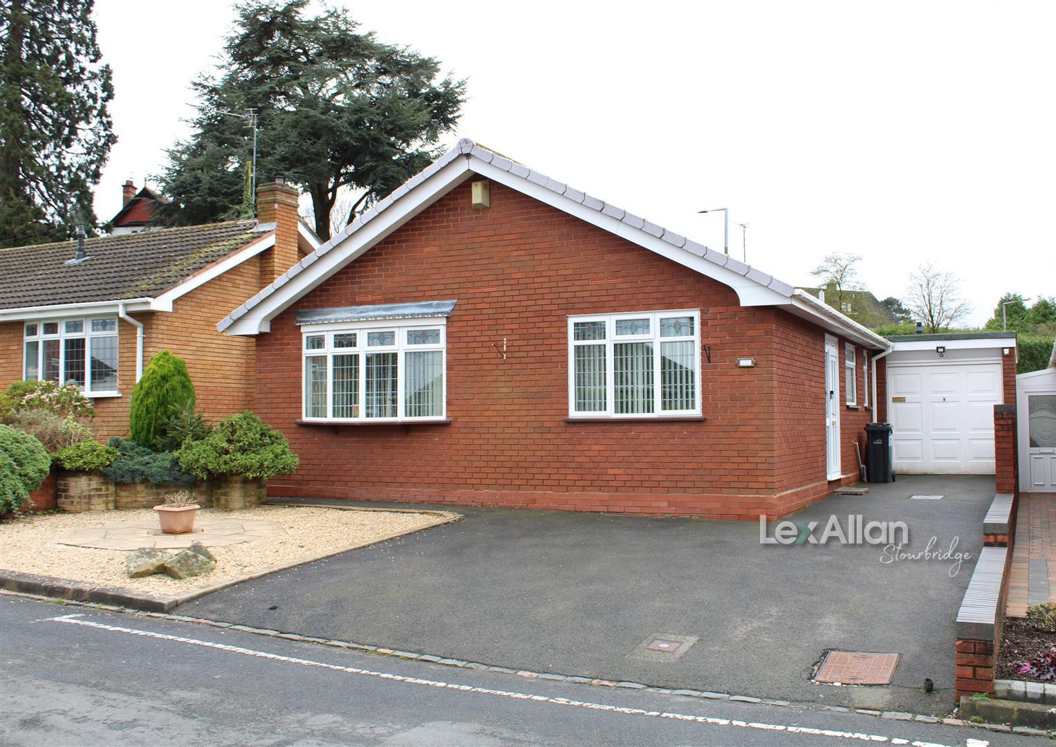 2 bed detached bungalow for sale in Vicarage Road, Stourbridge - Property Image 1