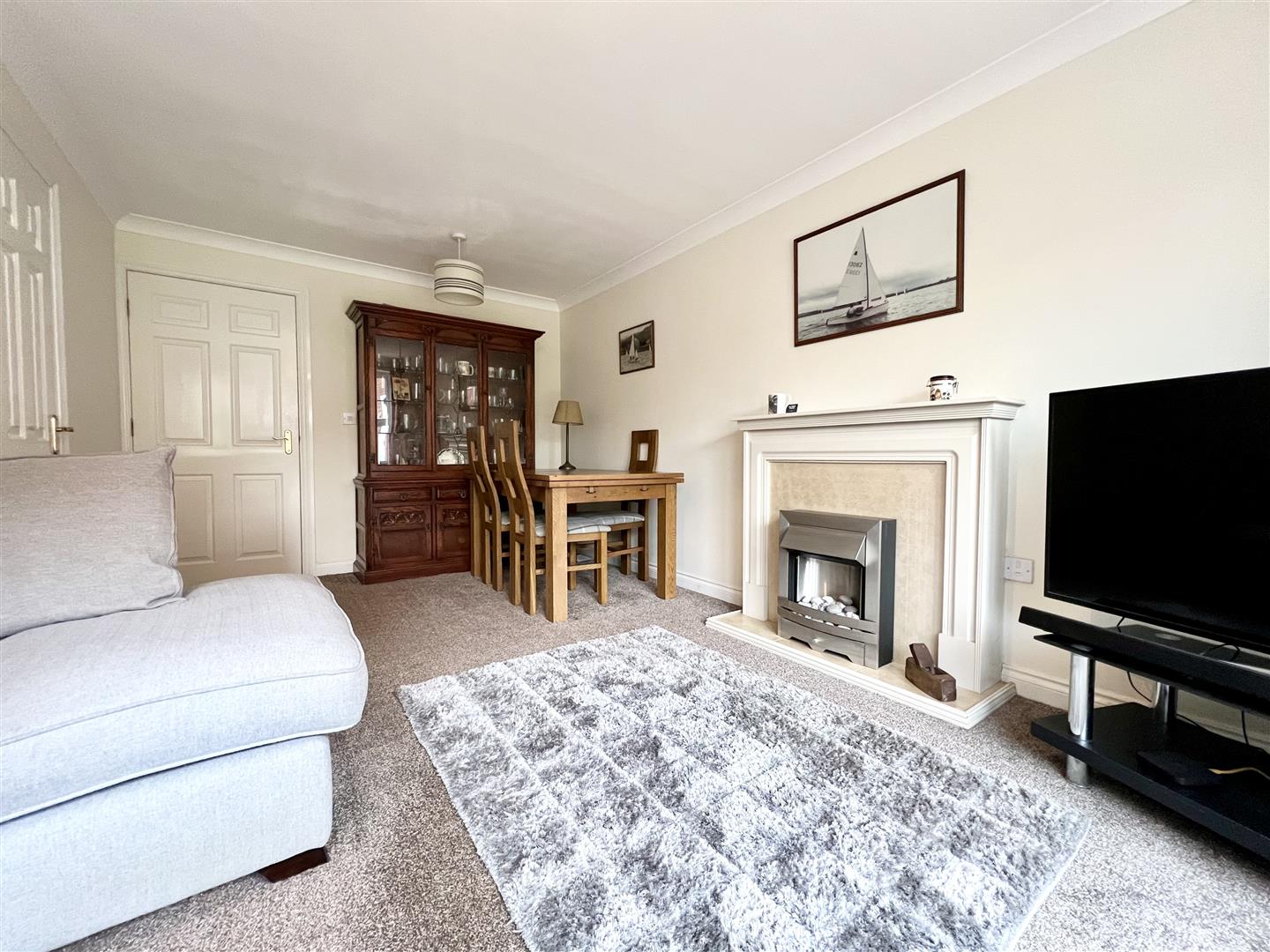 3 bed town house for sale in Unitt Drive, Cradley Heath  - Property Image 5