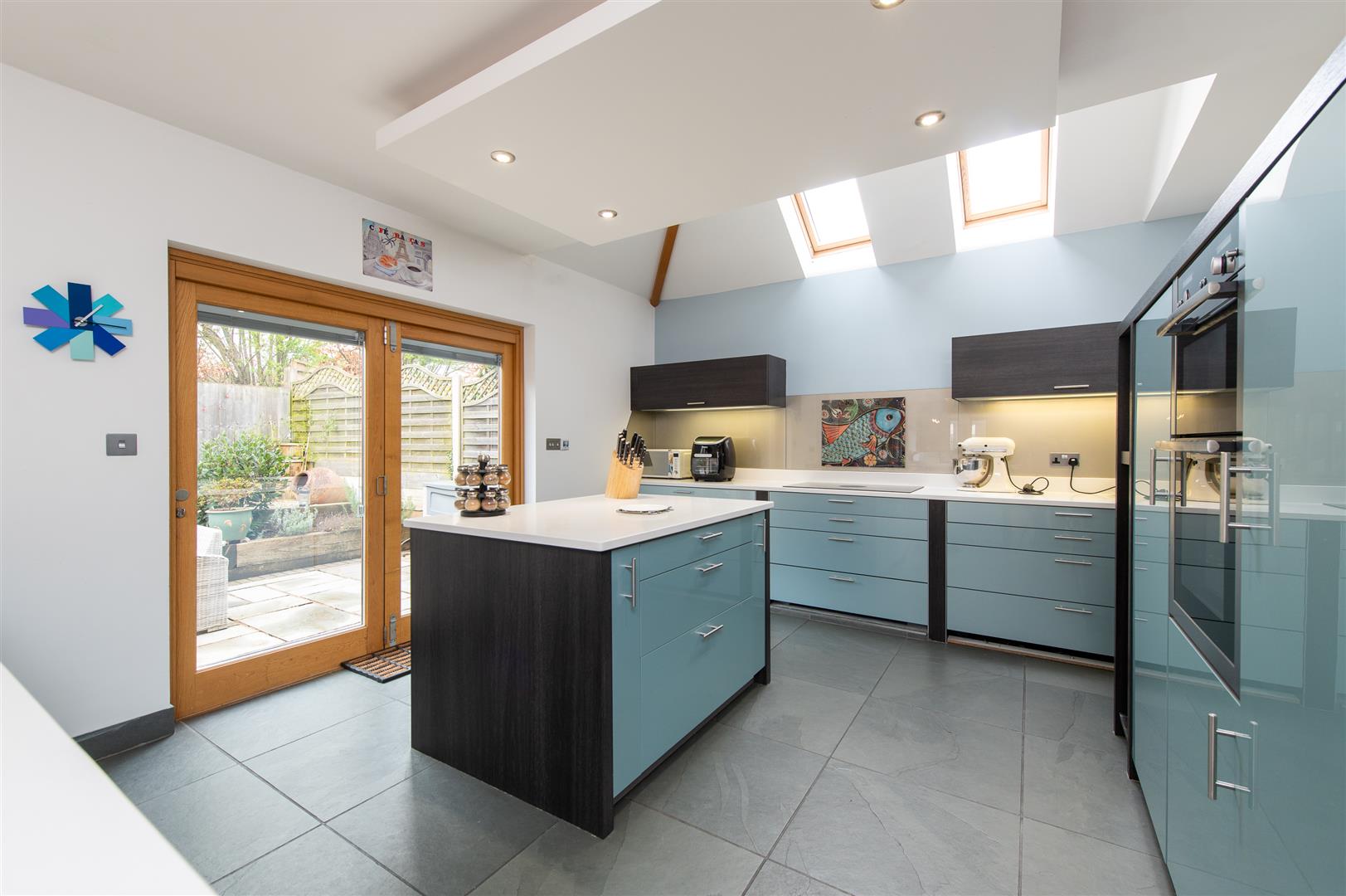 3 bed detached house for sale in The Crescent, Stourbridge  - Property Image 19