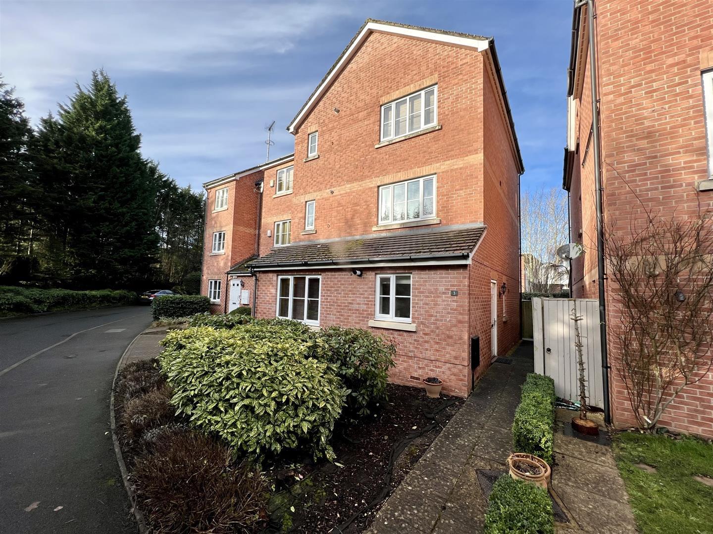 2 bed apartment for sale in The  Sidings, Stourbridge  - Property Image 21