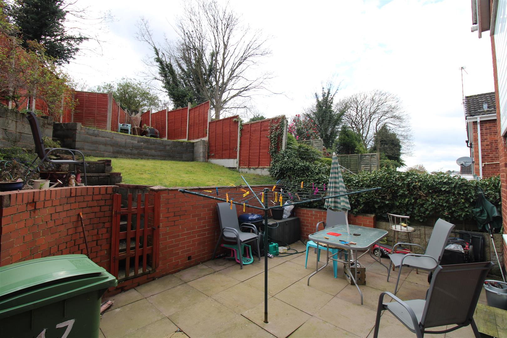 3 bed semi-detached house for sale in Gayfield Avenue, Brierley Hill  - Property Image 11