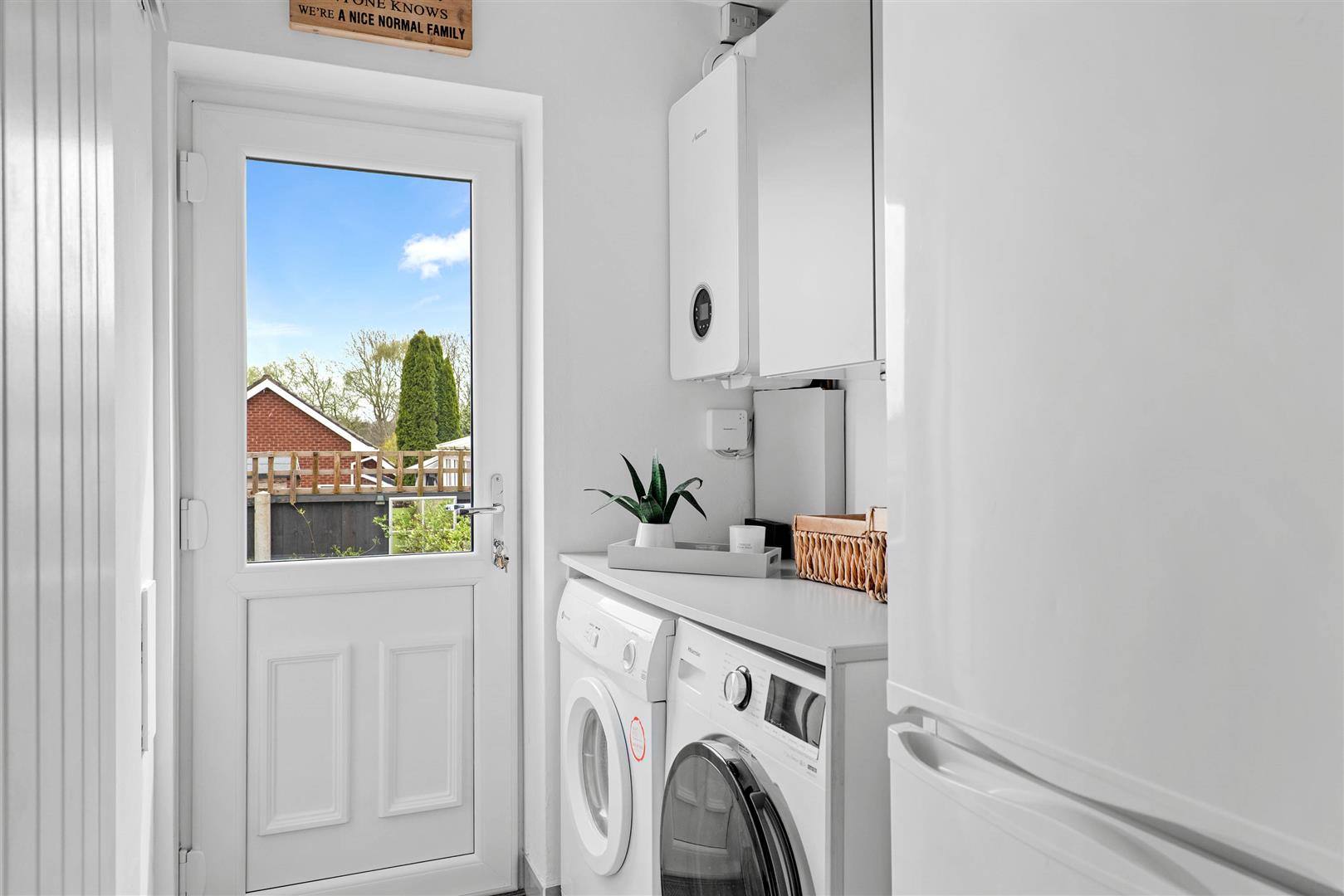 2 bed semi-detached house for sale in Birch Coppice, Brierley Hill  - Property Image 7