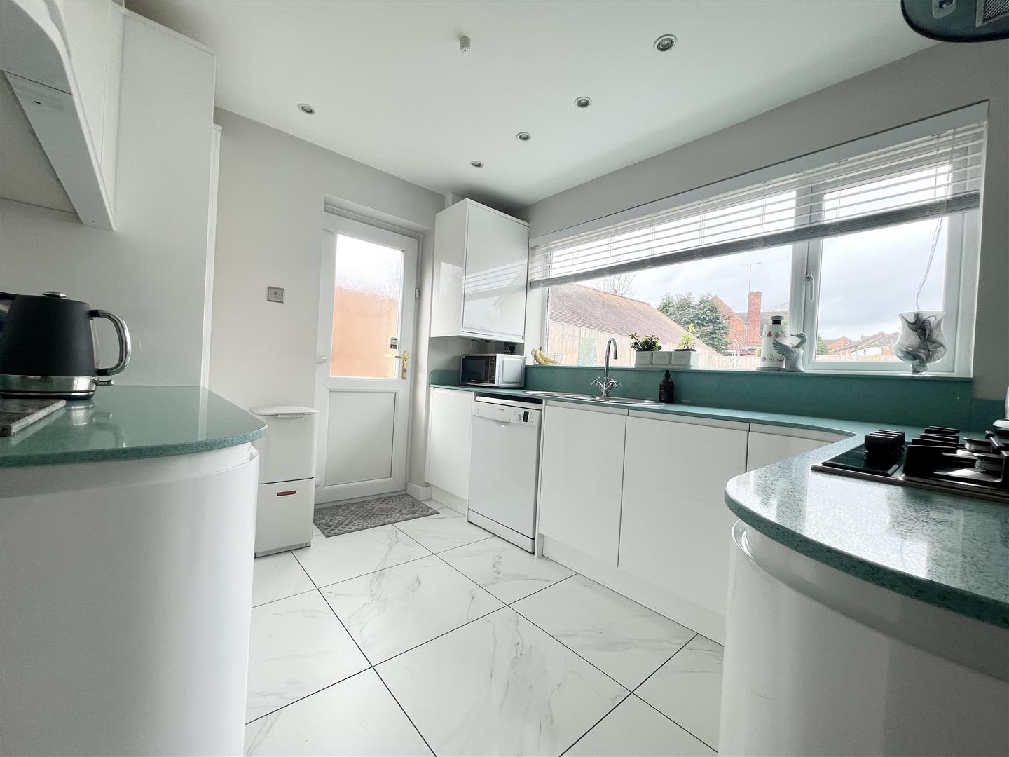 3 bed house for sale in Chester Road South, Kidderminster  - Property Image 9