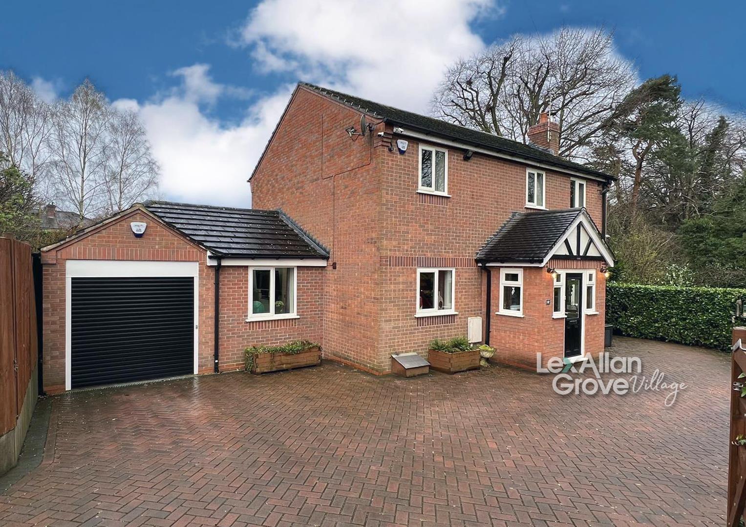 3 bed house for sale in College Road, Kidderminster - Property Image 1
