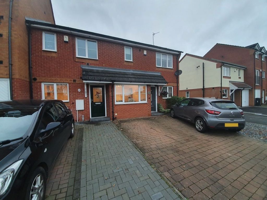 2 bed to rent in Beecher Place, Halesowen  - Property Image 1
