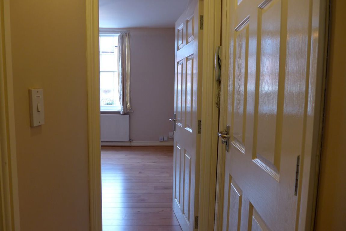 1 bed to rent in Lower High Street, Stourbridge  - Property Image 9