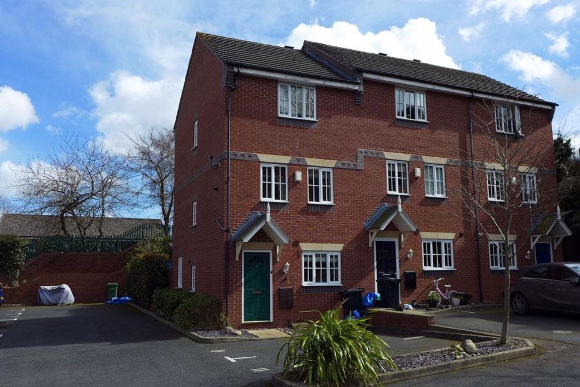 3 bed to rent in Chapelfield Mews, Stourbridge, DY8 