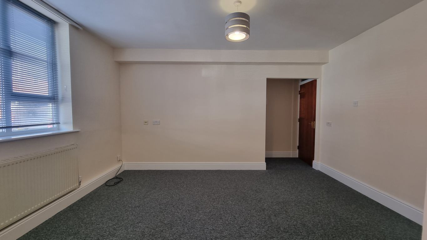1 bed to rent in Sherwood Road, Bearwood  - Property Image 5