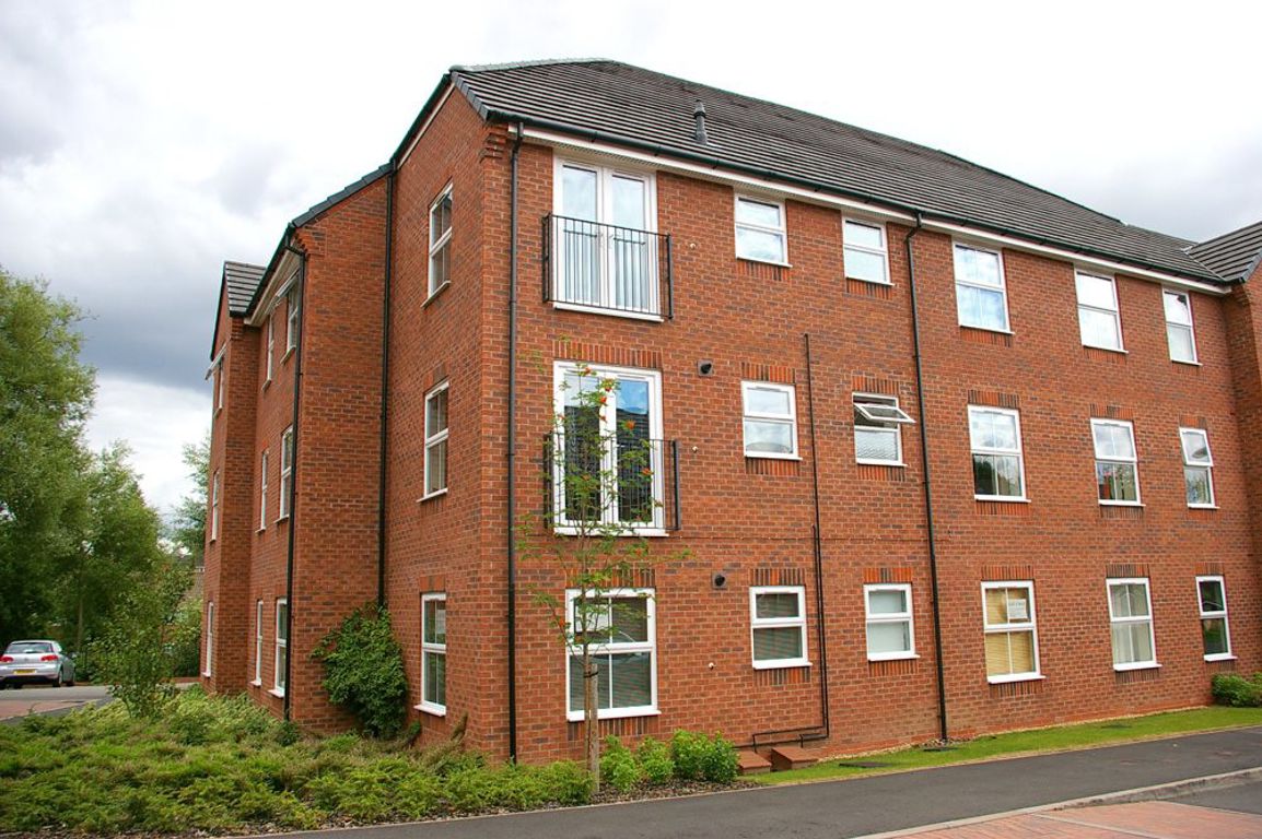 1 bed to rent in Brett Young Close, Halesowen - Property Image 1