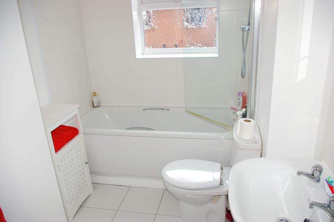 1 bed to rent in Brett Young Close, Halesowen  - Property Image 6