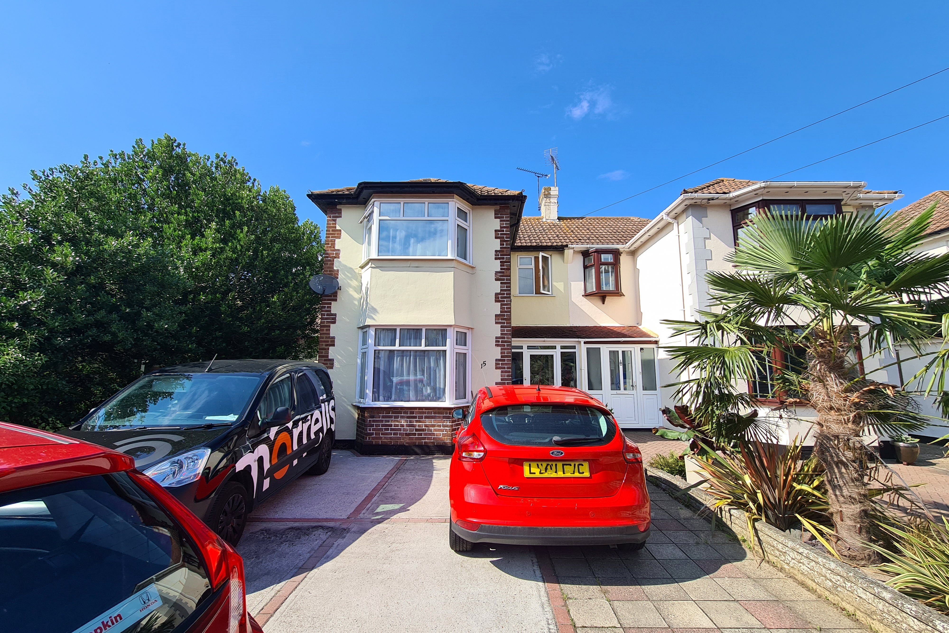 3 bed semi-detached house to rent in Lympstone Close, Westcliff-On-Sea - Property Image 1