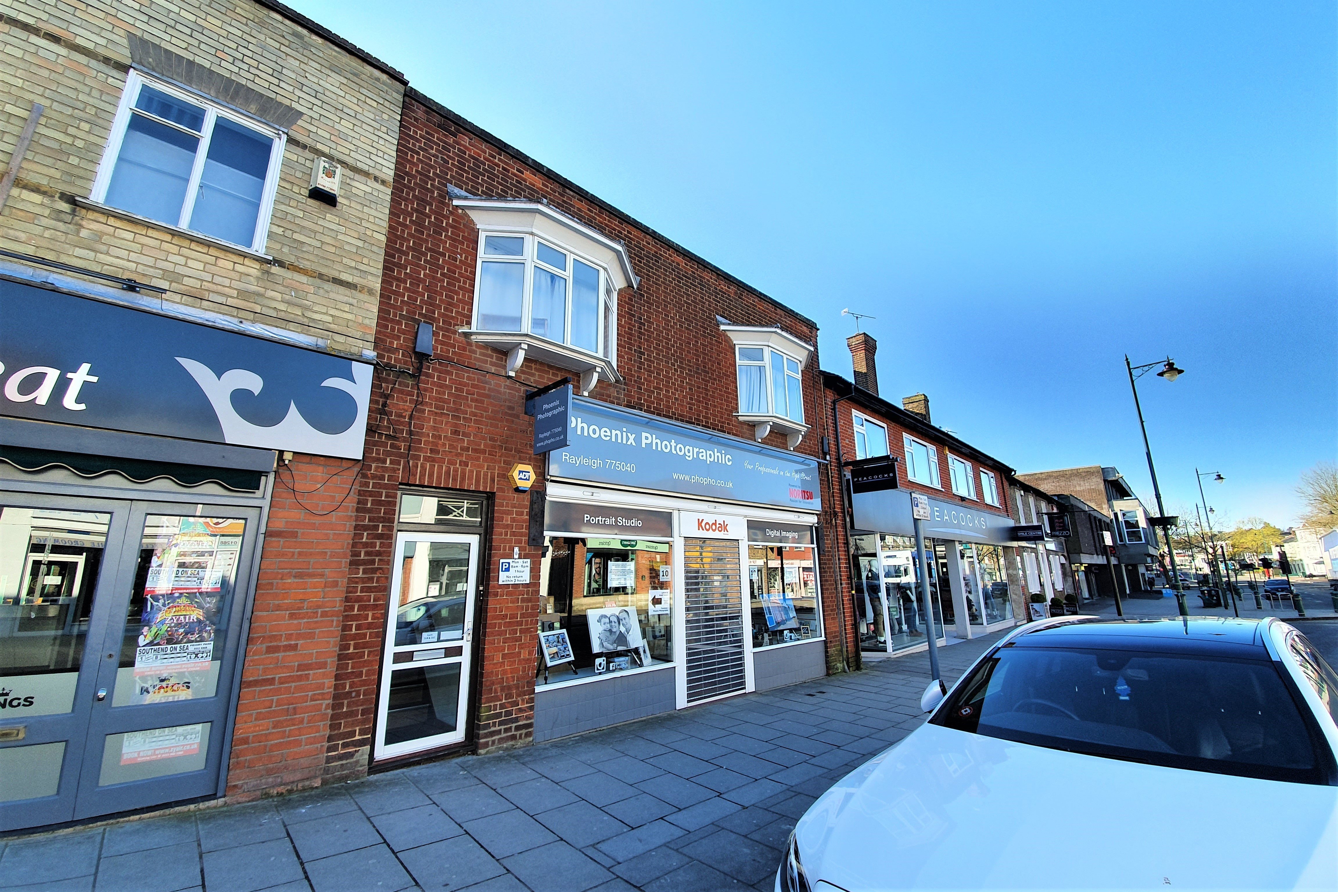 1 bed flat to rent in High Street, Rayleigh  - Property Image 1