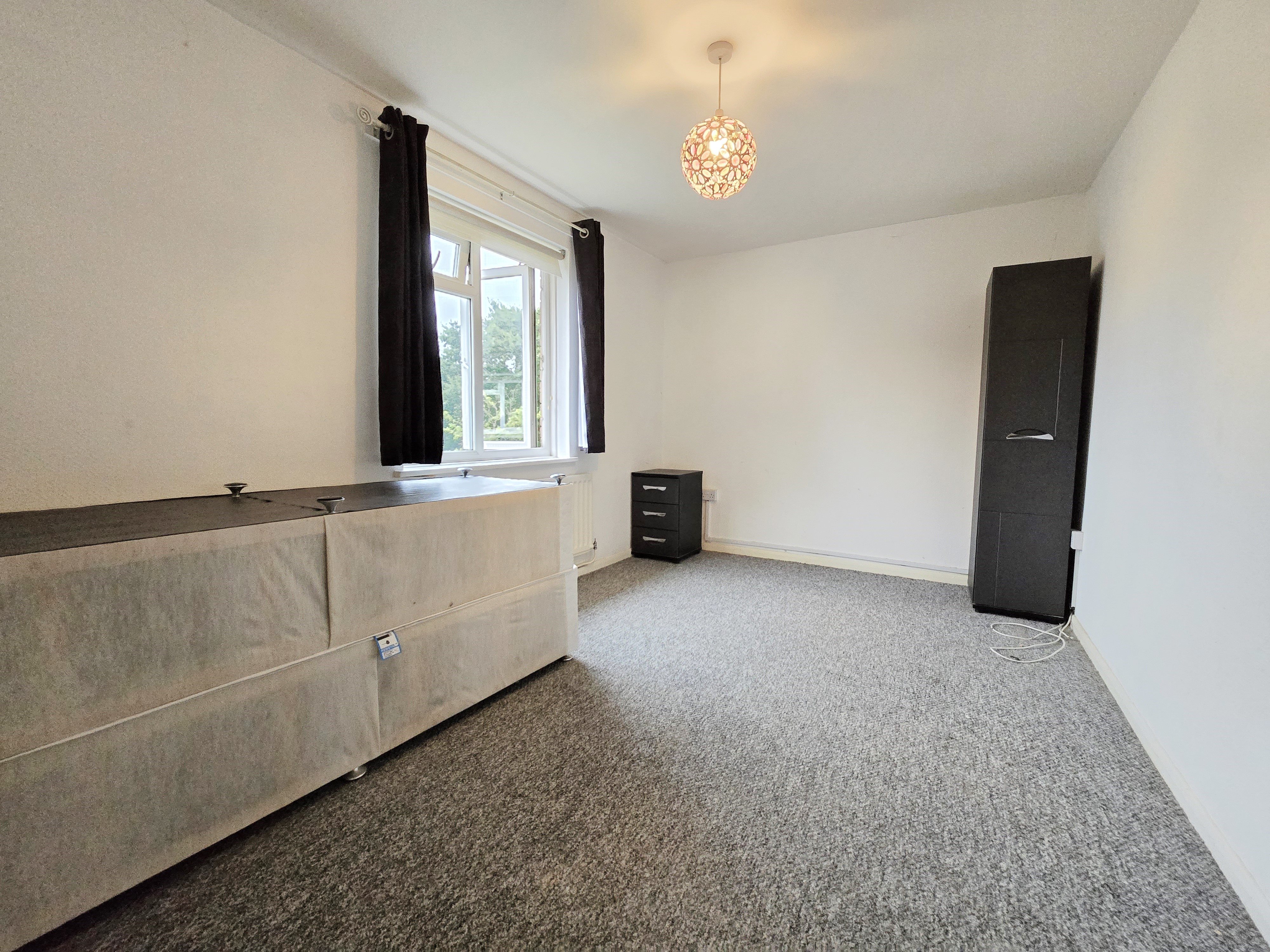 1 bed flat to rent in Bardfield Way, Rayleigh  - Property Image 5