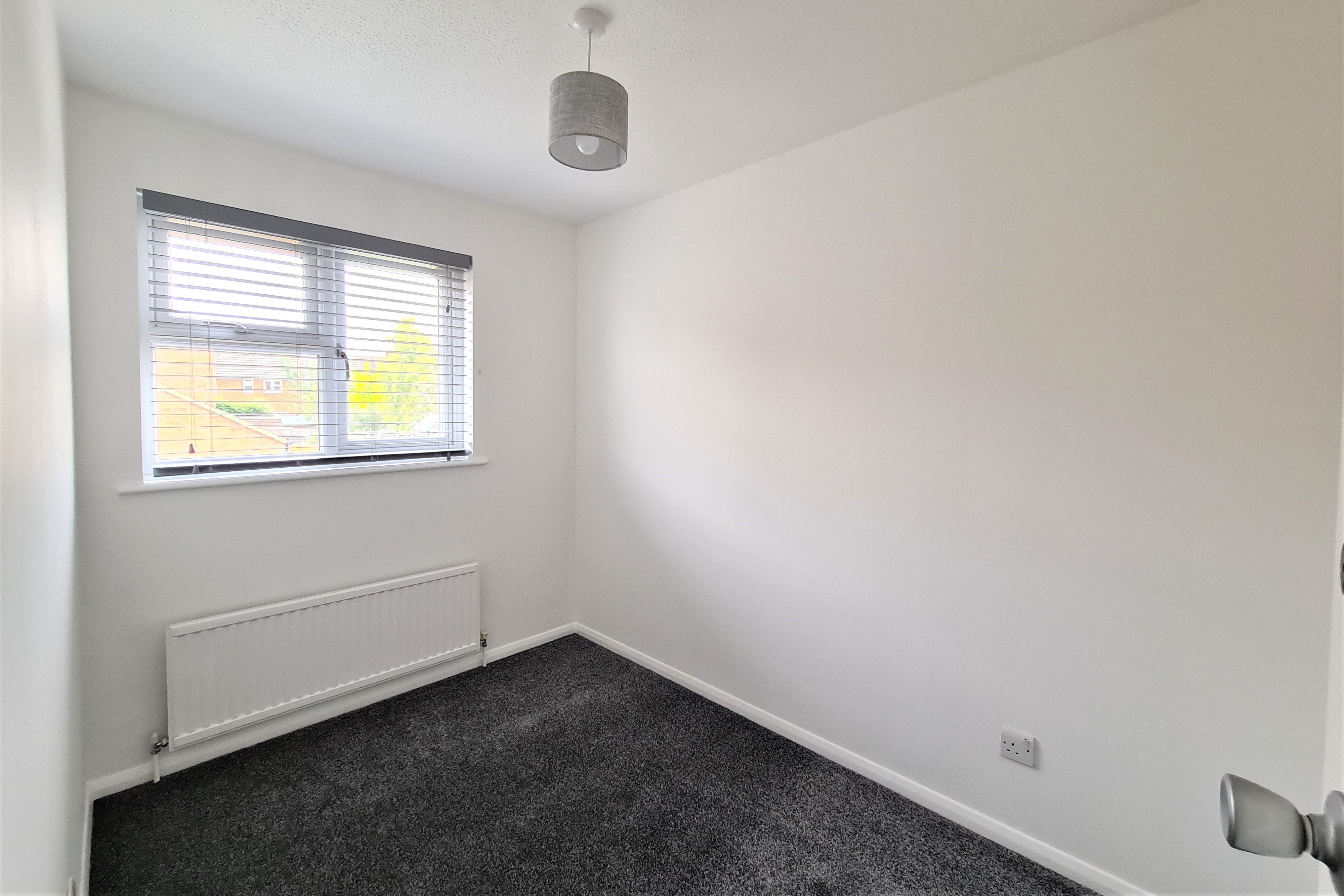 3 bed terraced house to rent in Sudeley Gardens, Hockley  - Property Image 6