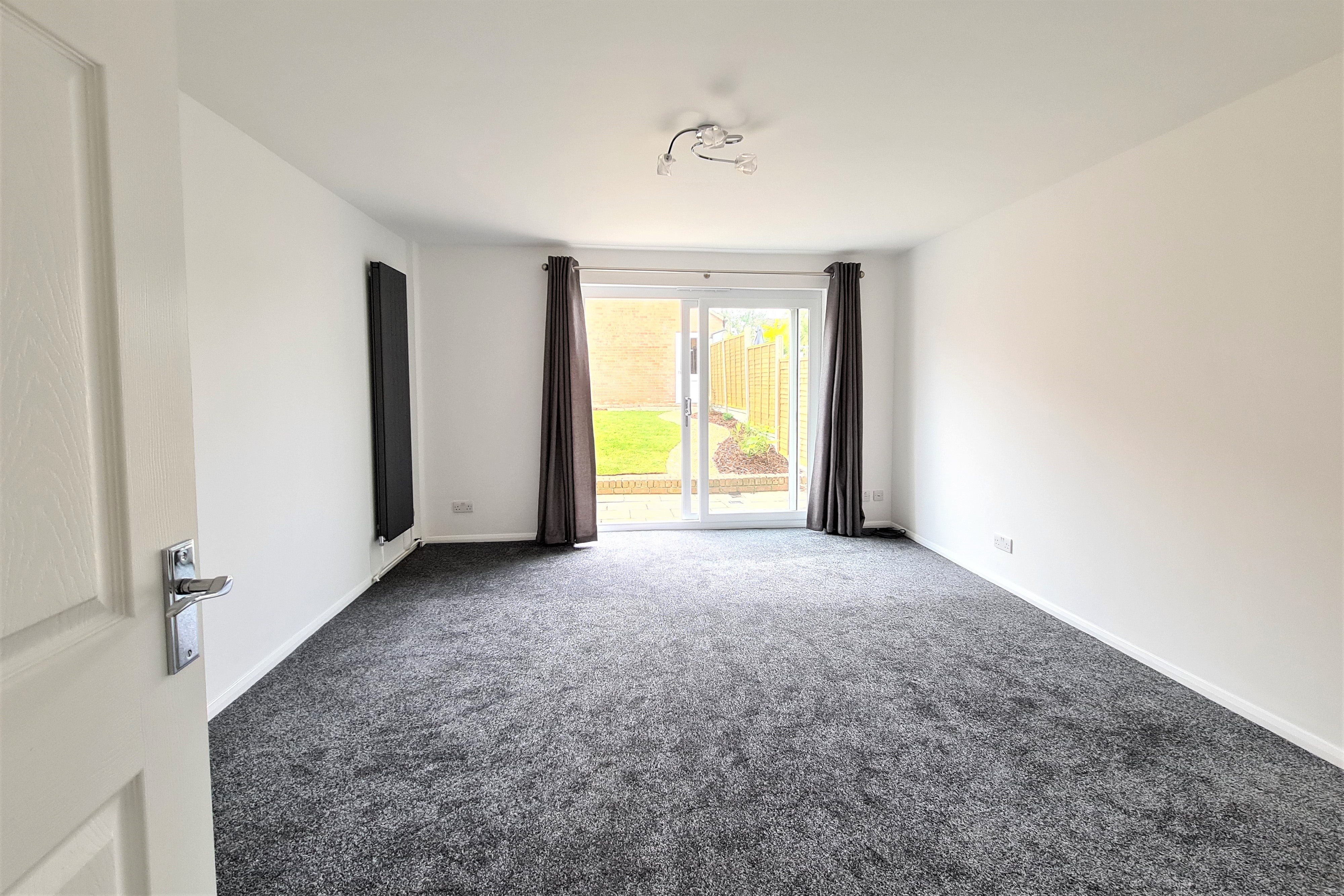 3 bed terraced house to rent in Sudeley Gardens, Hockley  - Property Image 2