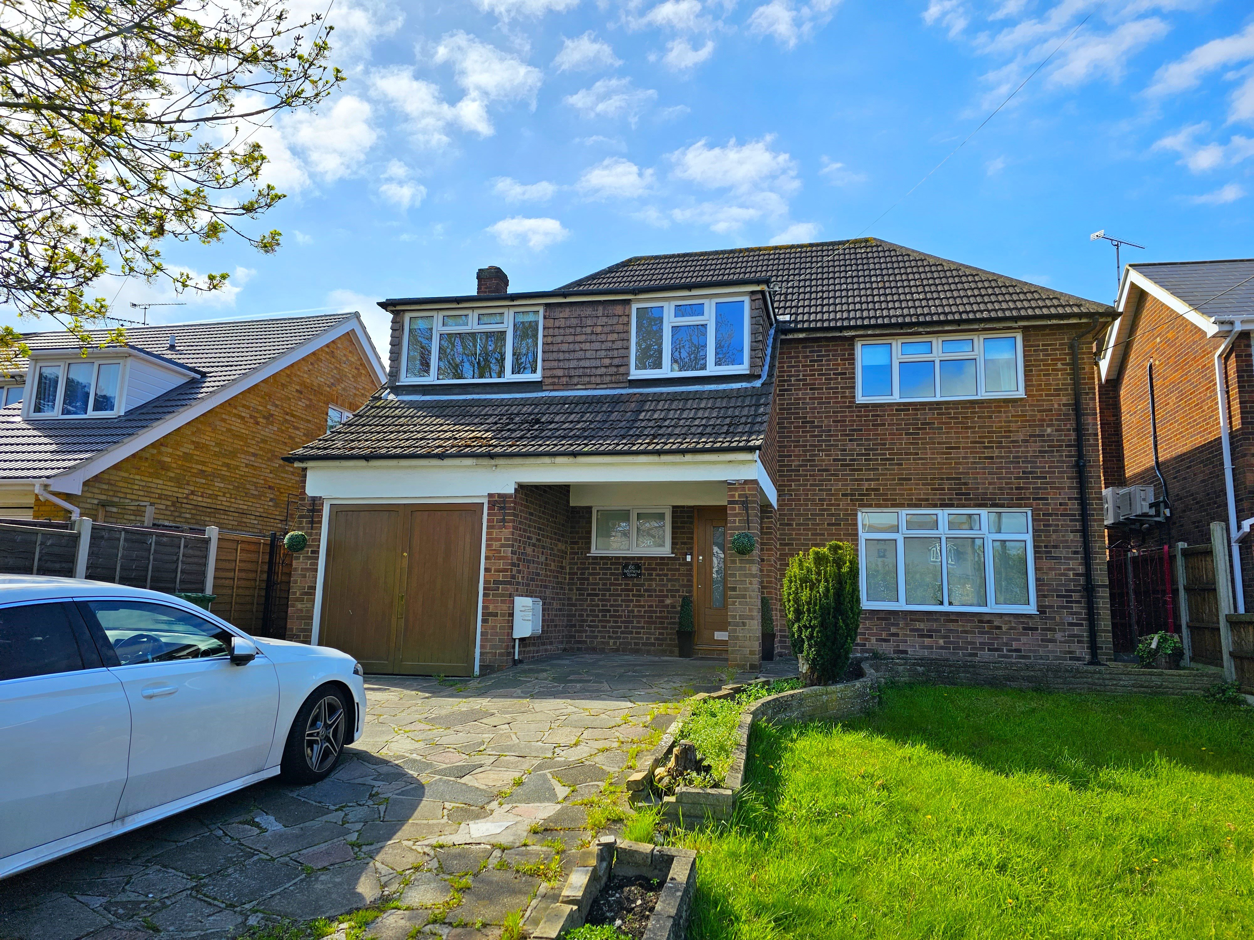 4 bed detached house to rent in Southend Road, Wickford  - Property Image 1