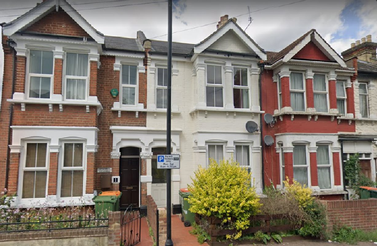 3 bed house to rent in East Ham, London, E6 6
