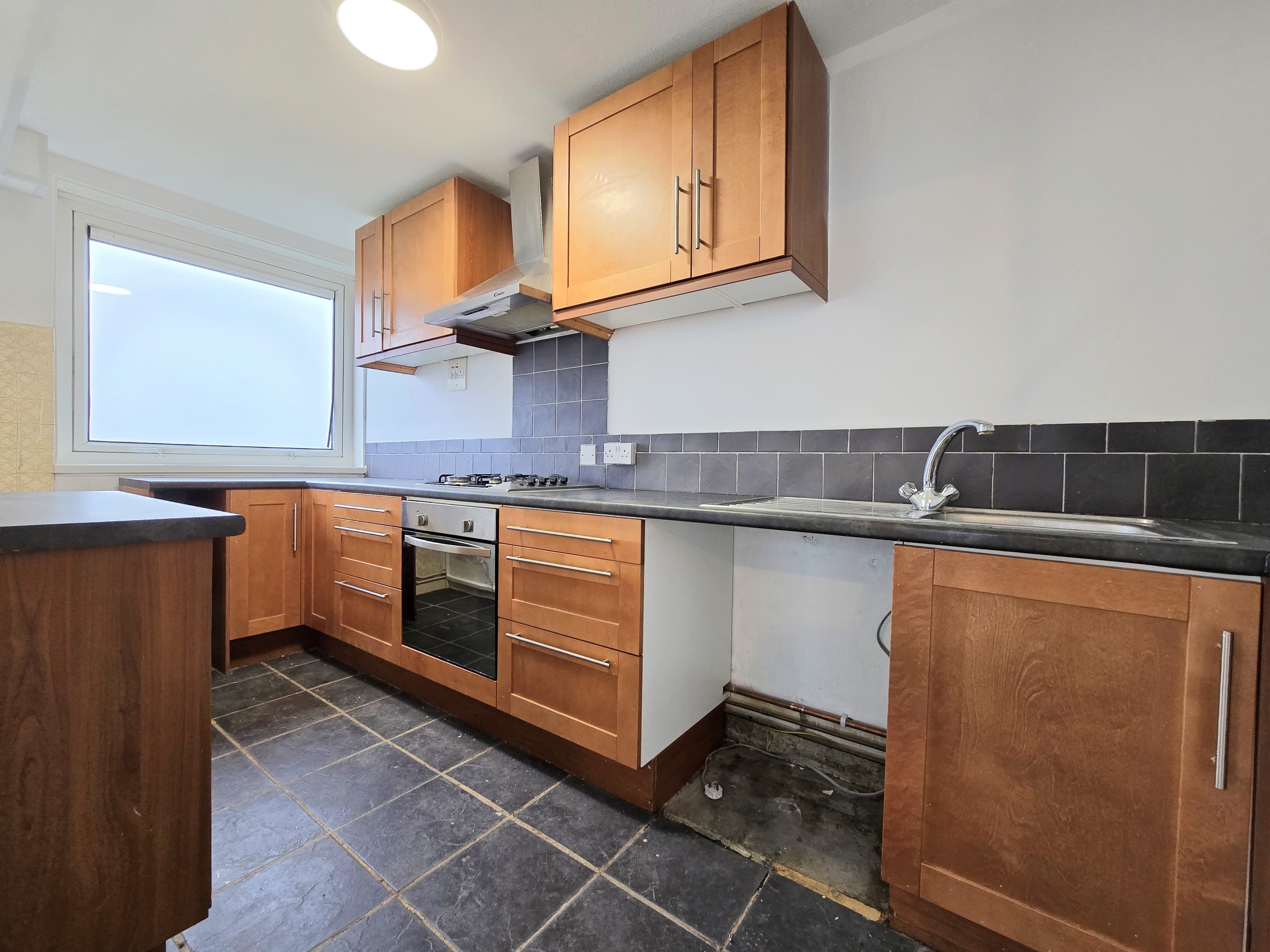 2 bed flat to rent in Beaver Tower, Mansell Close  - Property Image 2