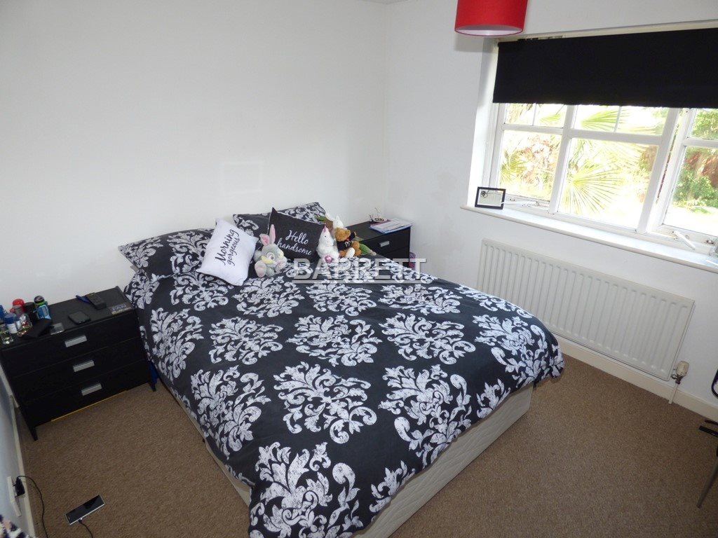 2 bed end of terrace house to rent in Brunswick Place, Rayleigh  - Property Image 4