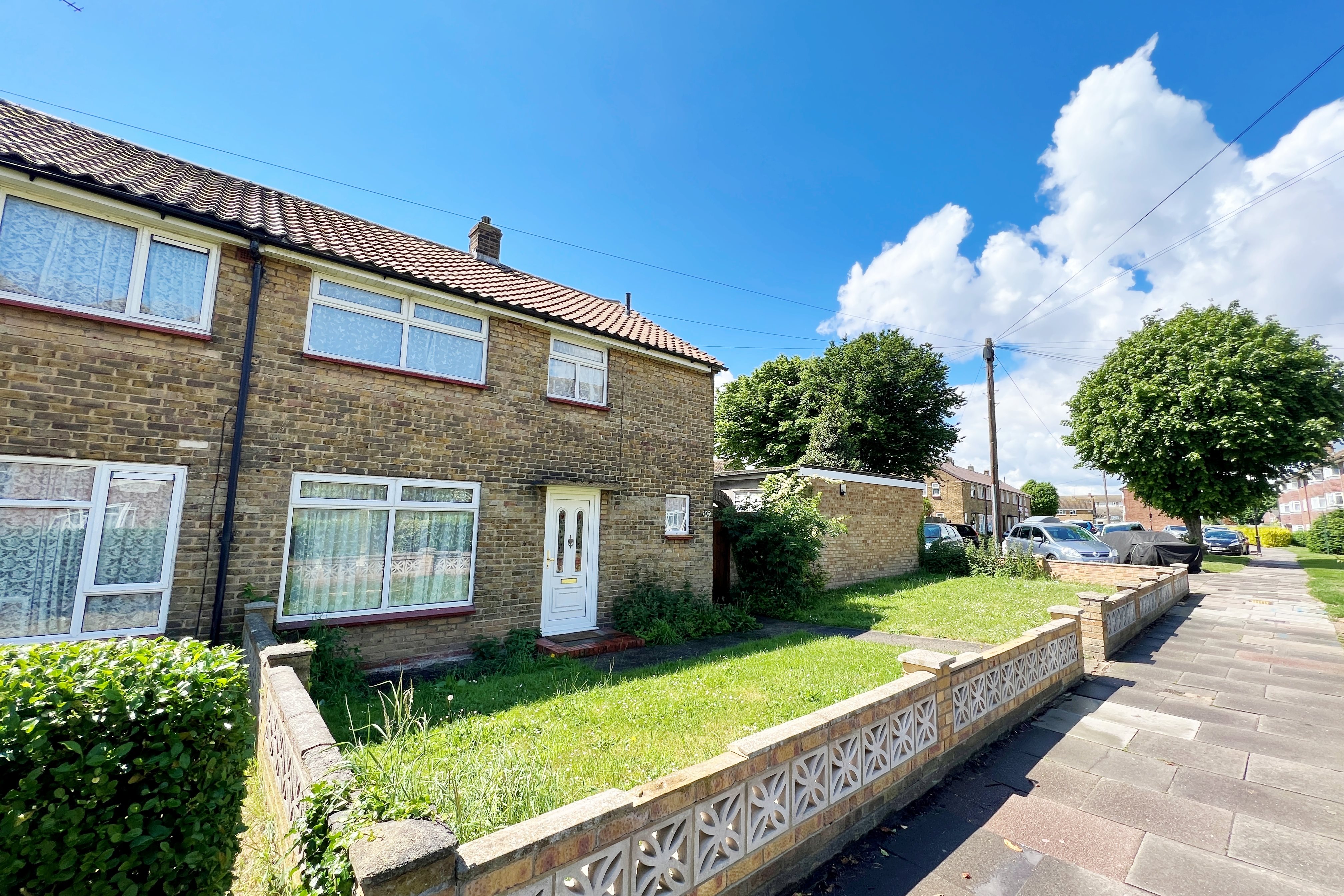 3 bed end of terrace house to rent in Delaware Crescent, Shoeburyness, SS3 