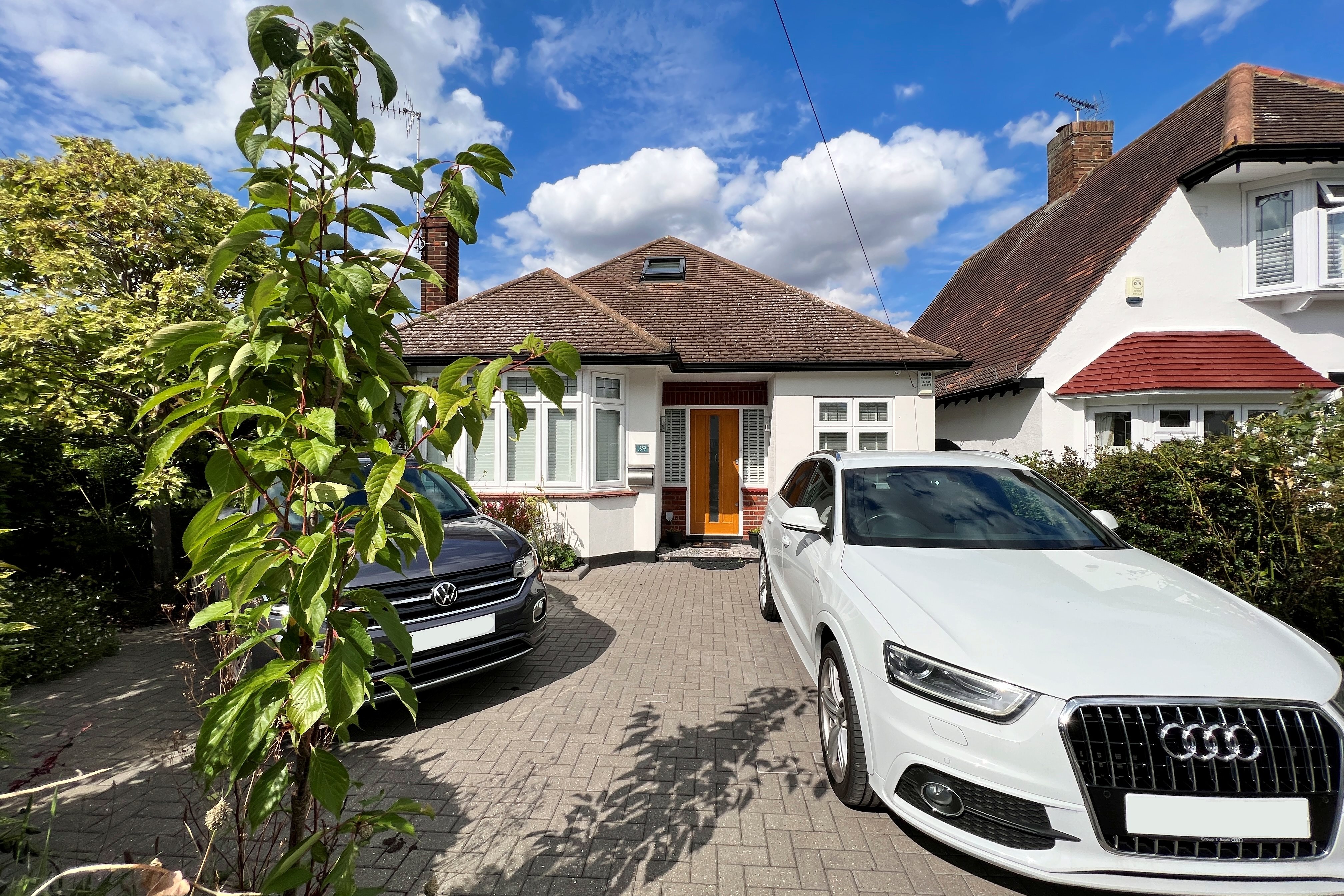 4 bed detached house to rent in Winsford Gardens, Westcliff-on-Sea - Property Image 1