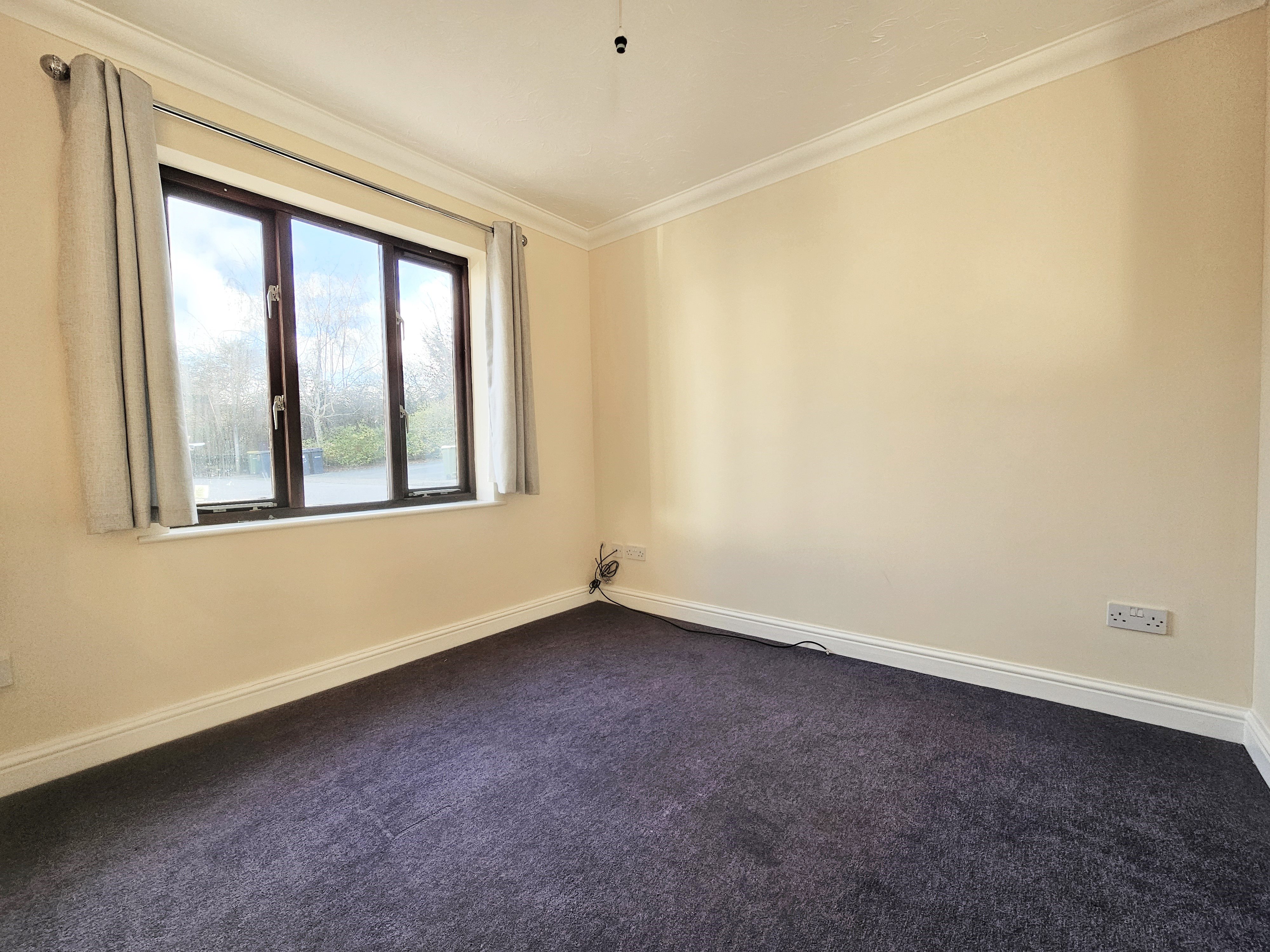 1 bed house to rent in Langham Drive, Rayleigh  - Property Image 2