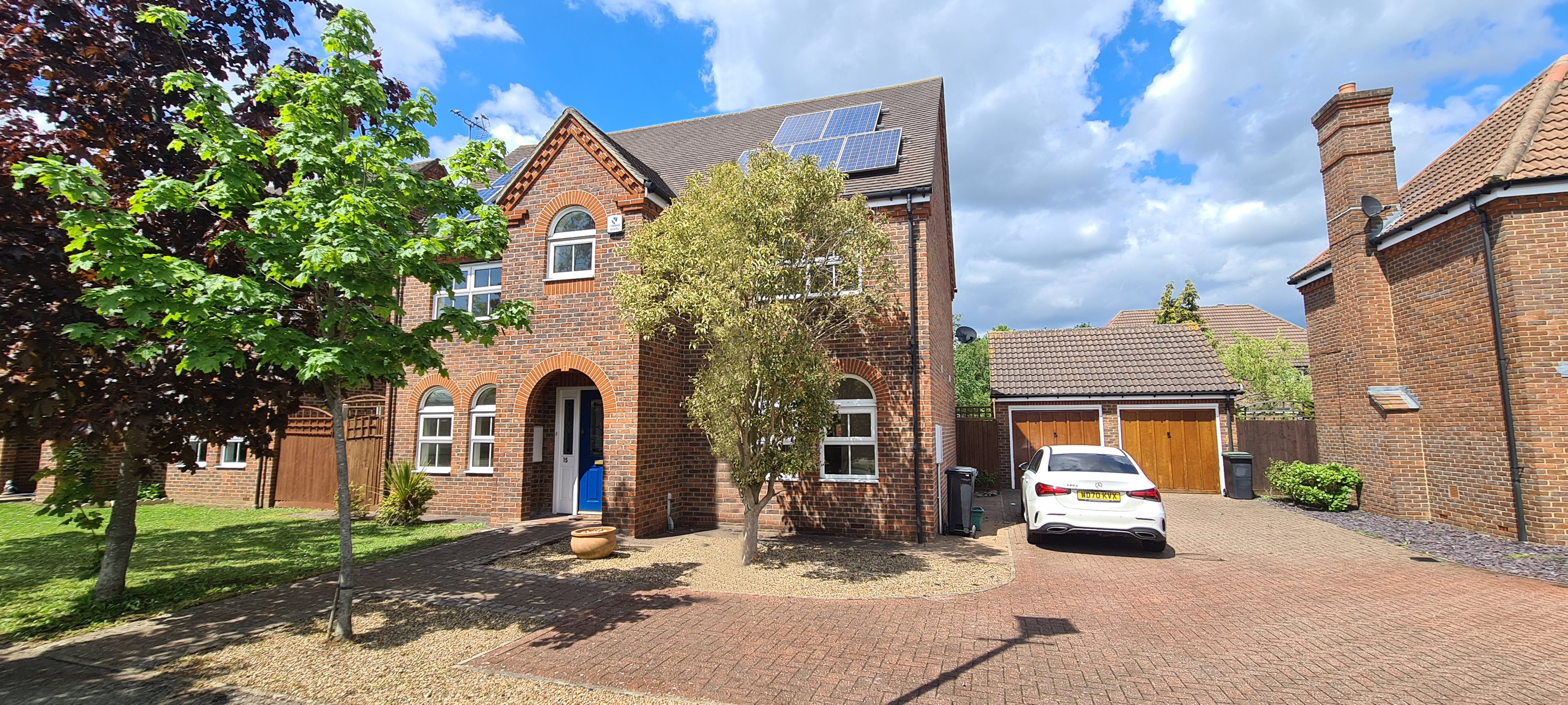 4 bed detached house to rent in Deer Park Way (Ref 43903), Waltham Abbey - Property Image 1