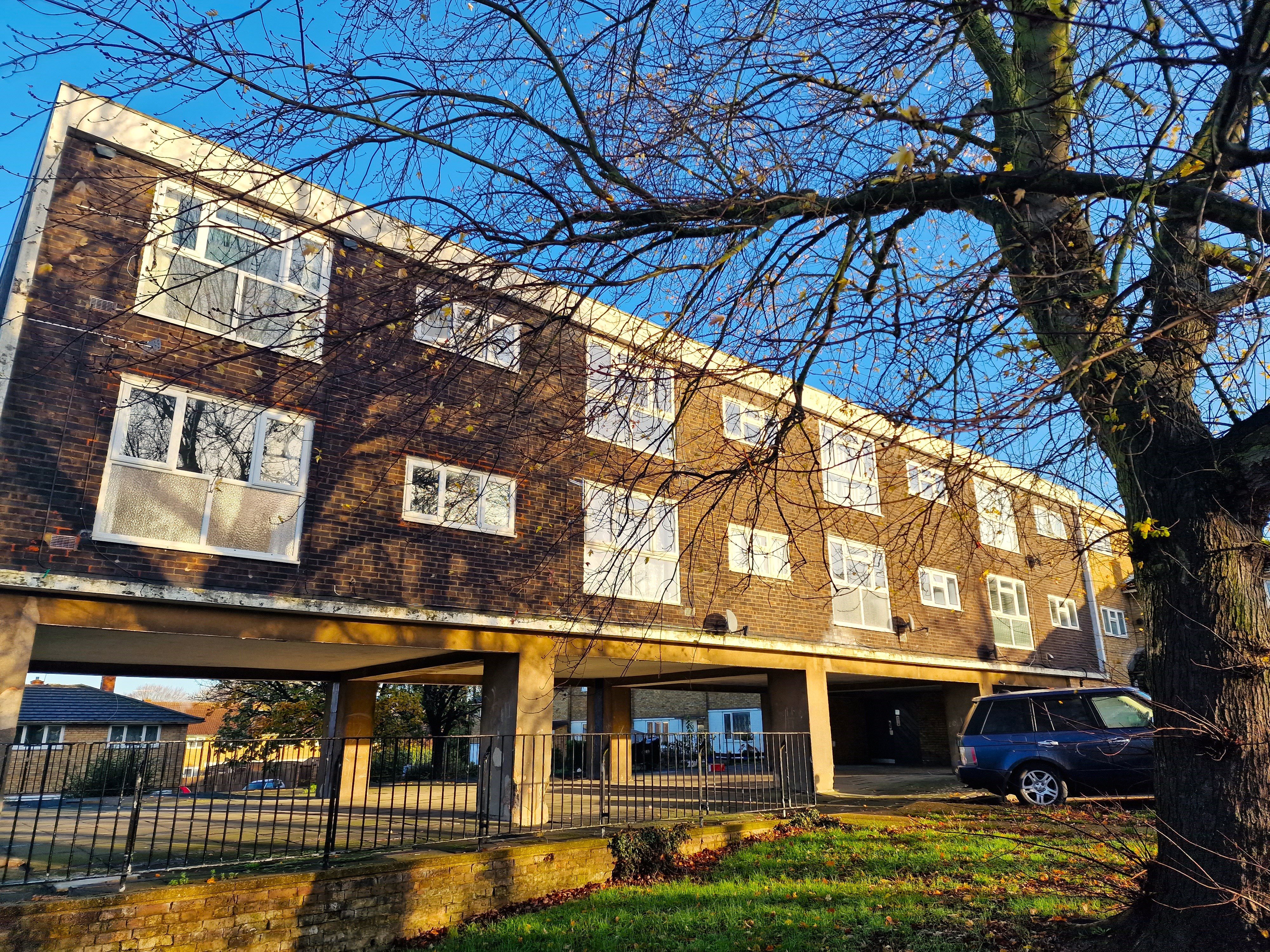 1 bed flat for sale in Thistledown, Basildon - Property Image 1